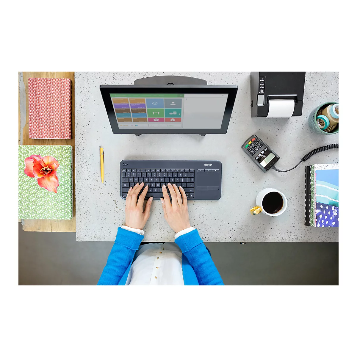 Logitech Wireless Touch Keyboard K400 Plus - Tastatur - mit Touchpad - AZERTY - Belgien - Schwarz