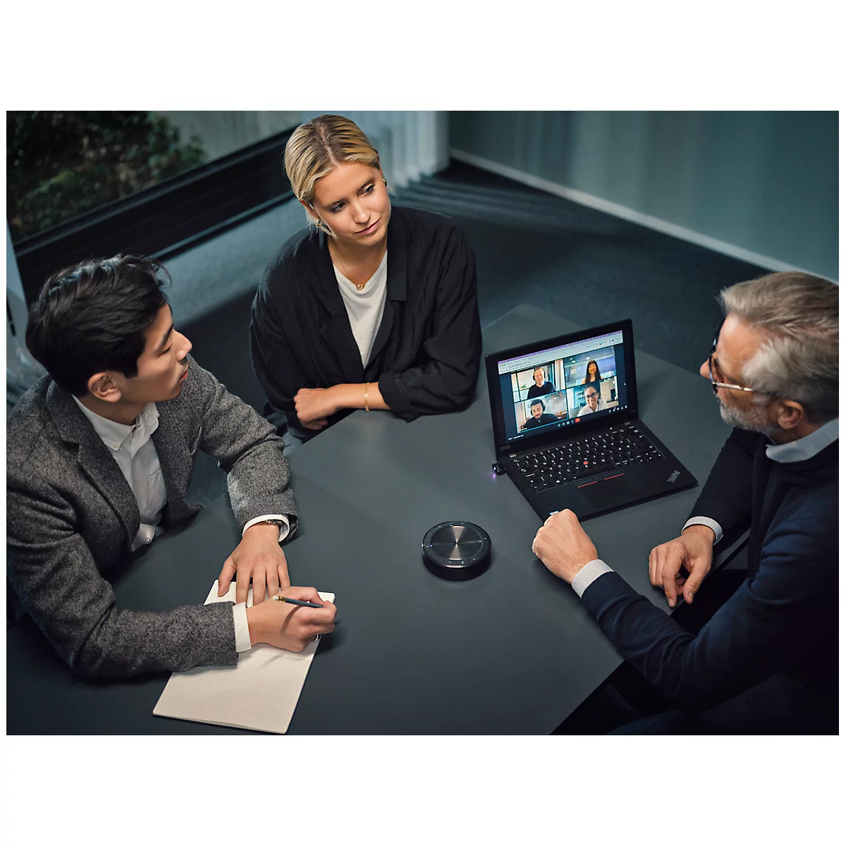 Luidsprekertelefoon EPOS EXPAND 40, tot 8 deelnemers, tot 18 h, Bluetooth &amp; USB-C, UC-geoptimaliseerd, incl. USB-C kabel, USB-C/USB-A adapter &amp; draagtas
