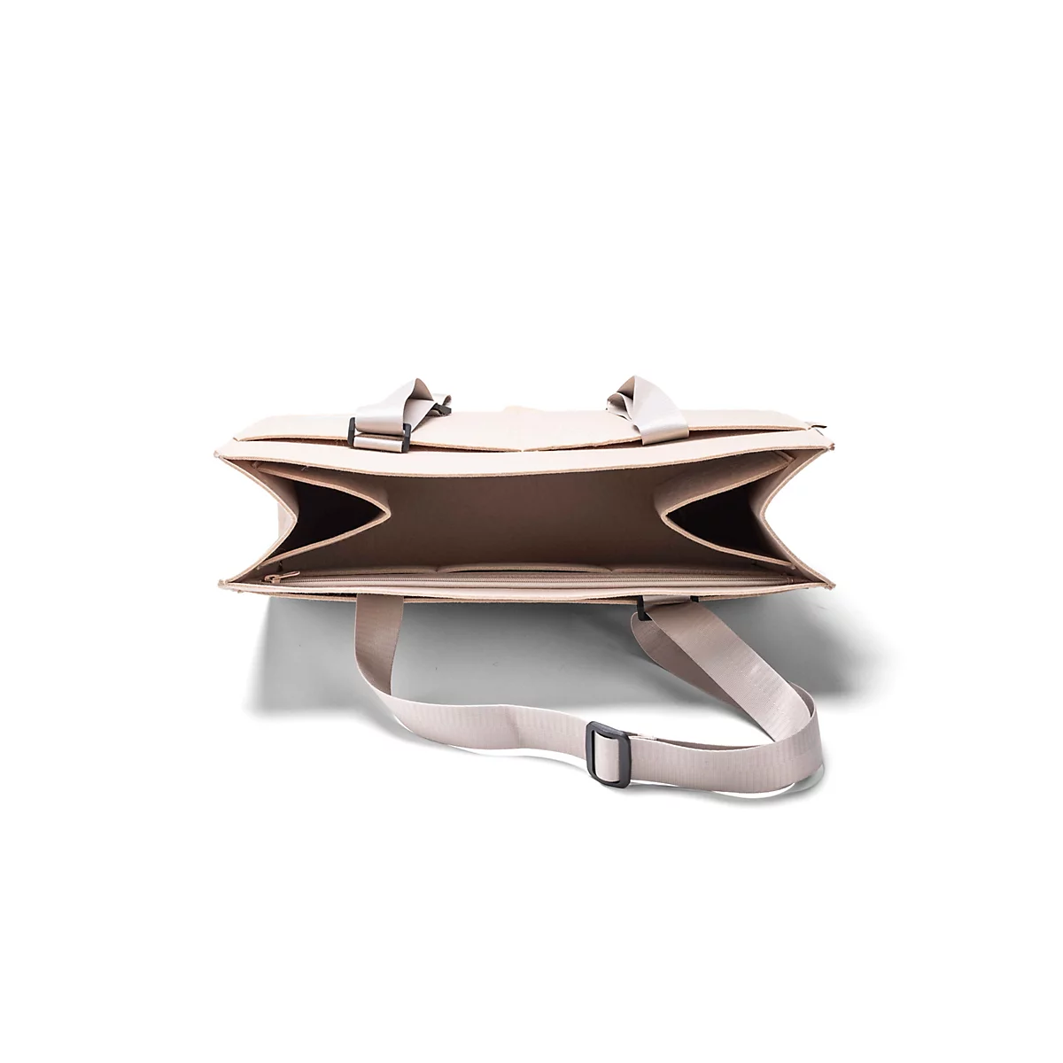 Sac beige vu de dessus, ouvert pour révéler le compartiment intérieur structuré.