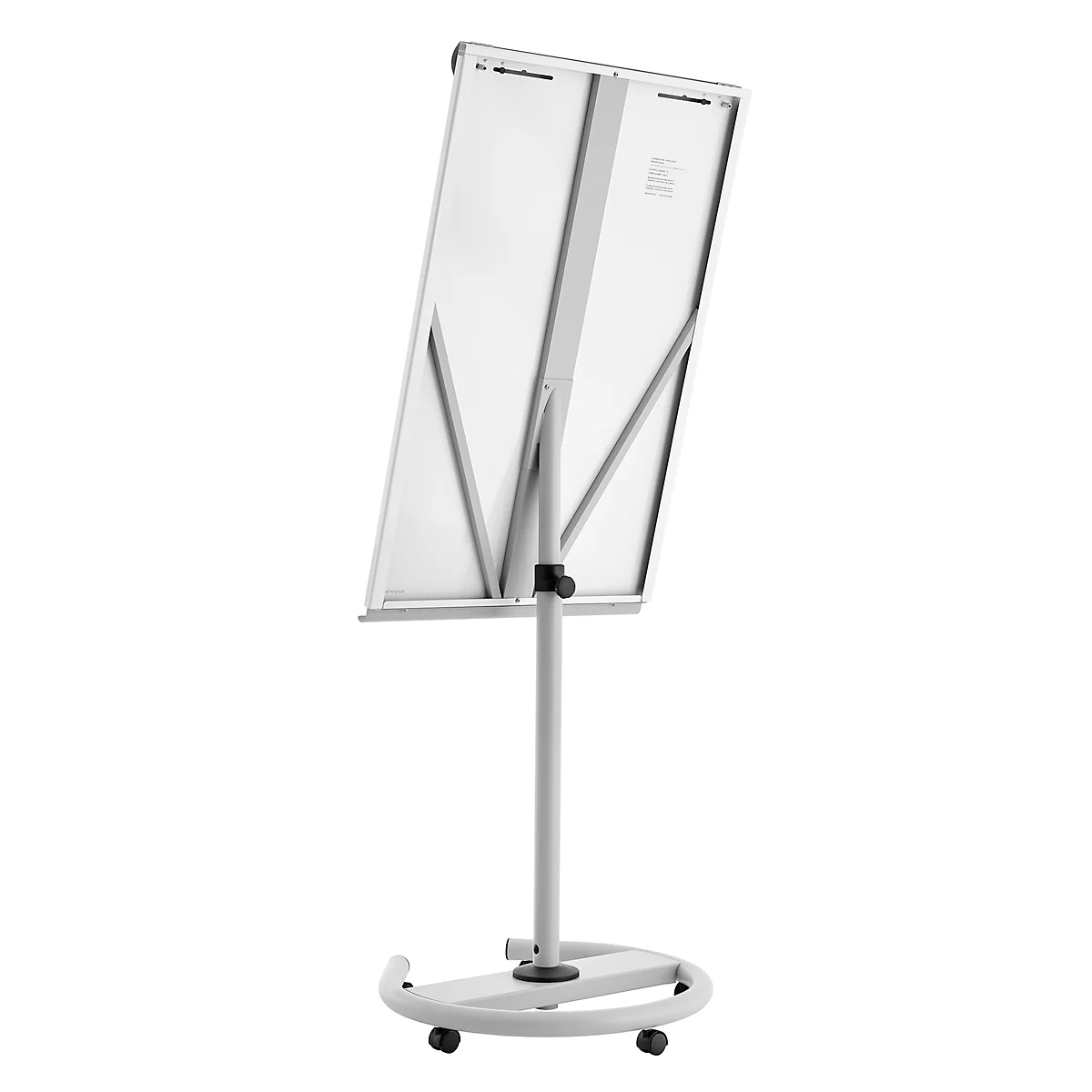 Whiteboard op een rolstandaard, schuin van achteren gefotografeerd.