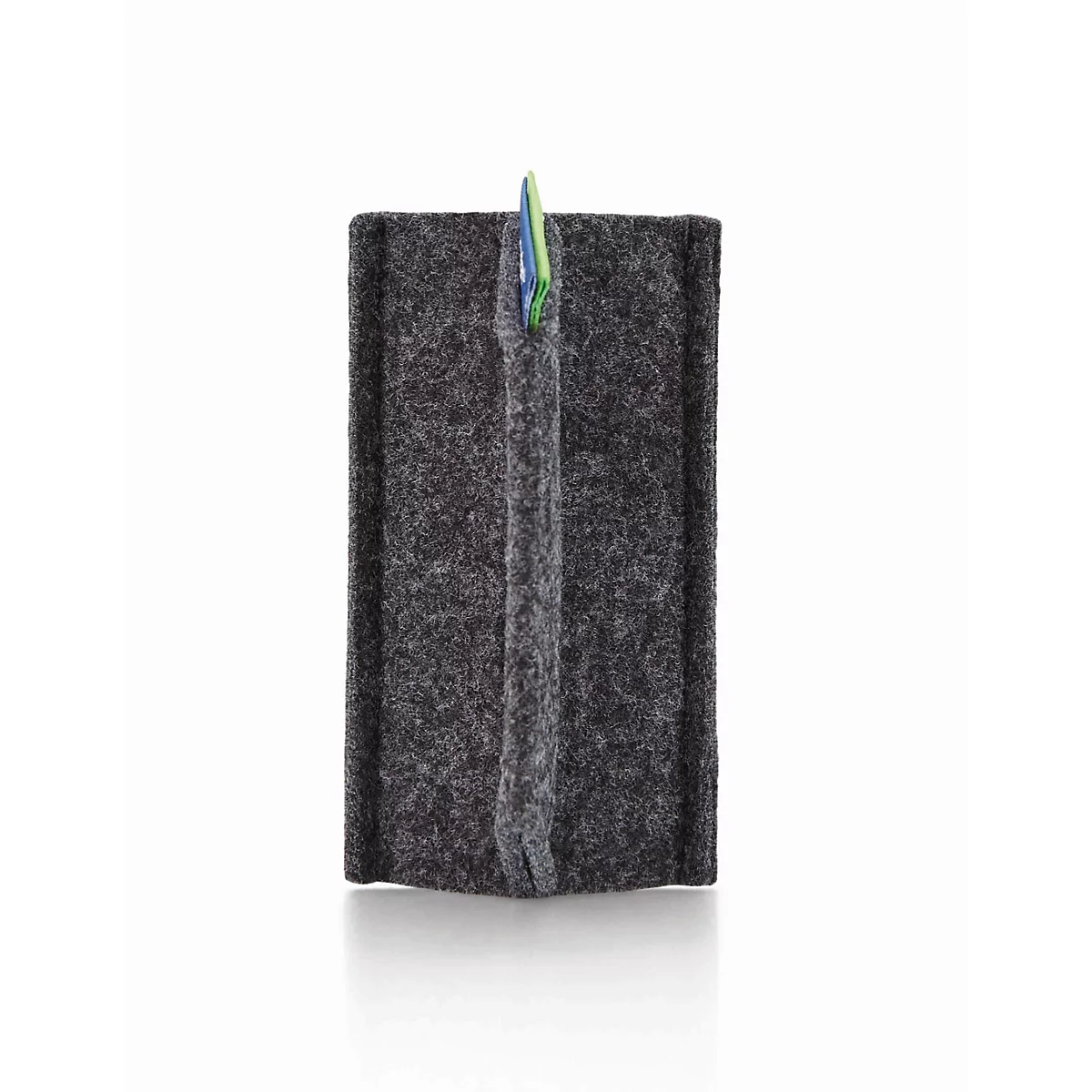 Dunkelgraues Filz-Etui für Stifte vor hellem Hintergrund.