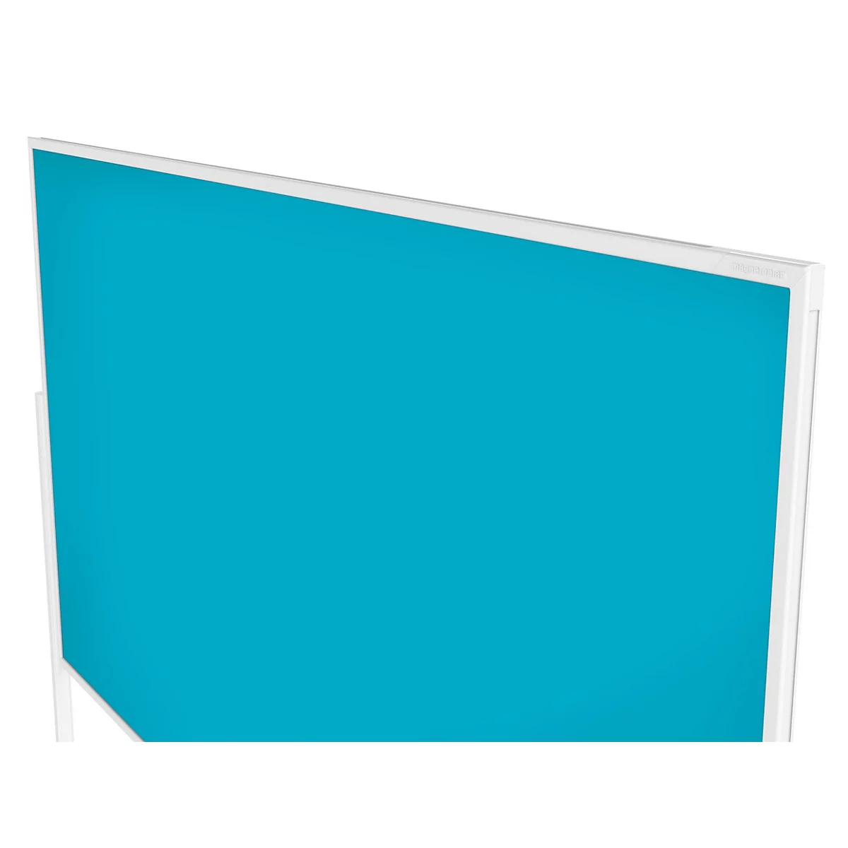 Een turquoise prikbord met een wit frame tegen een witte achtergrond.