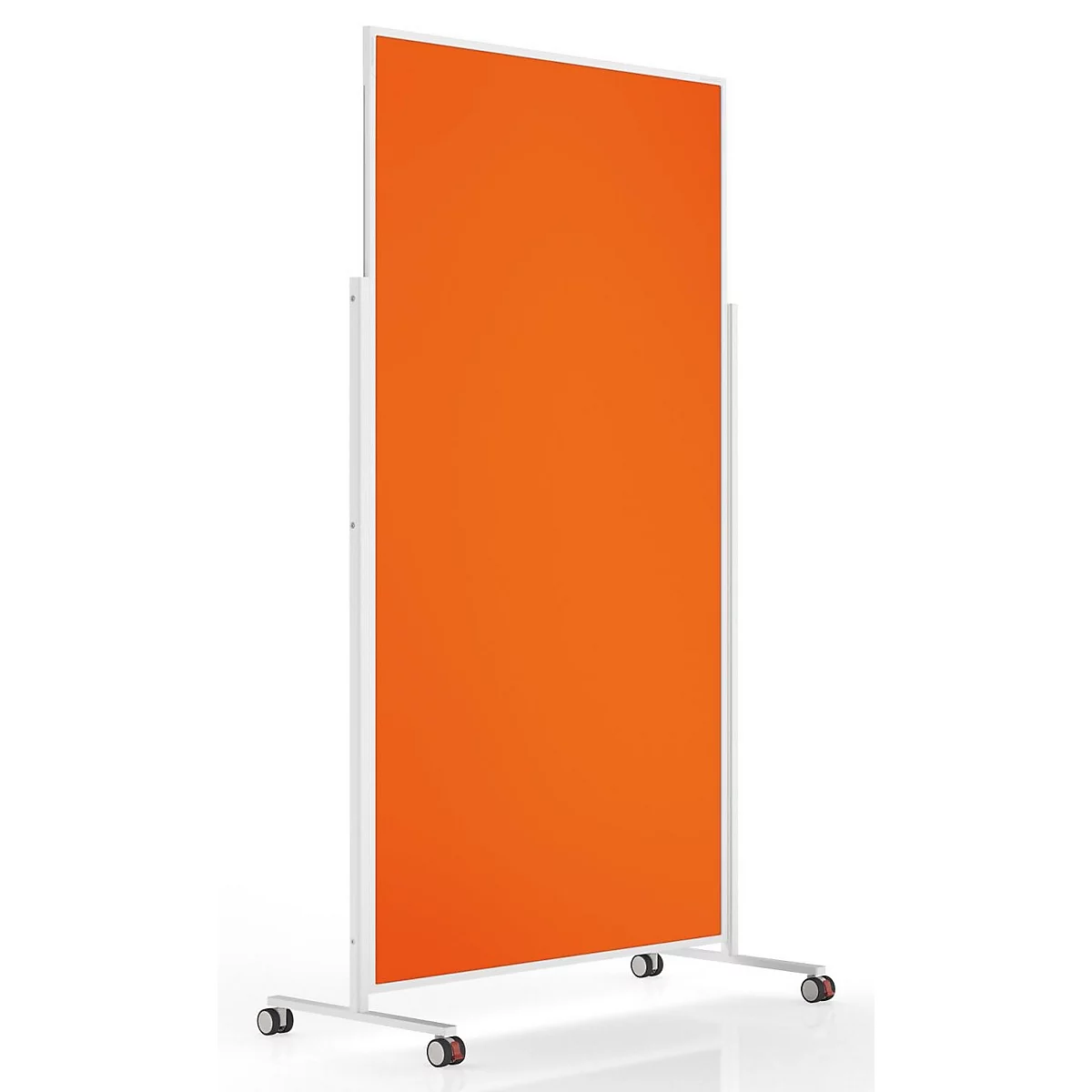 Vertikale, orangefarbene Stellwand mit weißem Rahmen auf Rollen vor weißem Hintergrund.