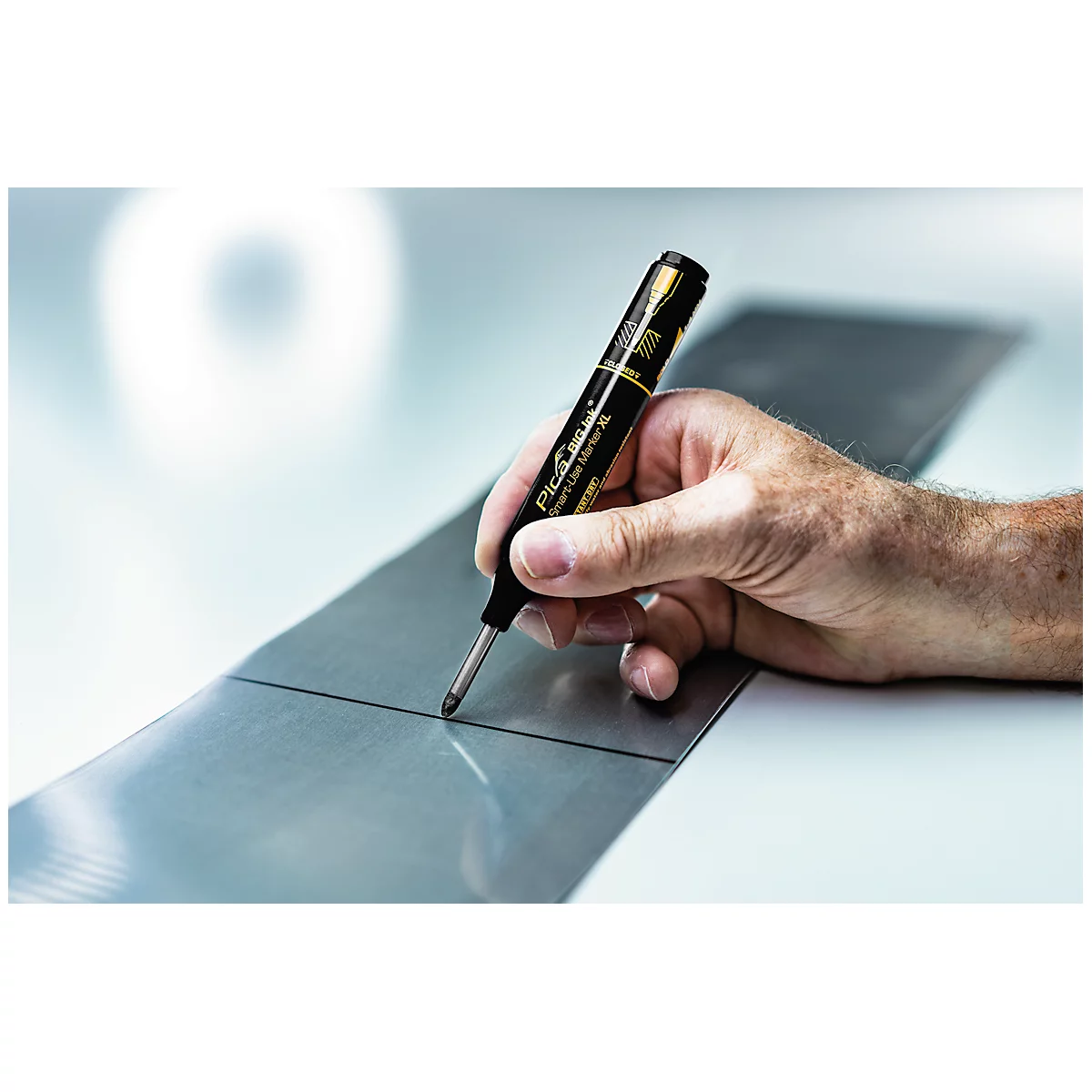 Marqueur permanent Pica BIG Ink Marker XL, pour surfaces lisses &amp; sèches, pointe d'écriture spéciale, résistant à l'eau &amp; à l'effacement, couleur d'encre noire