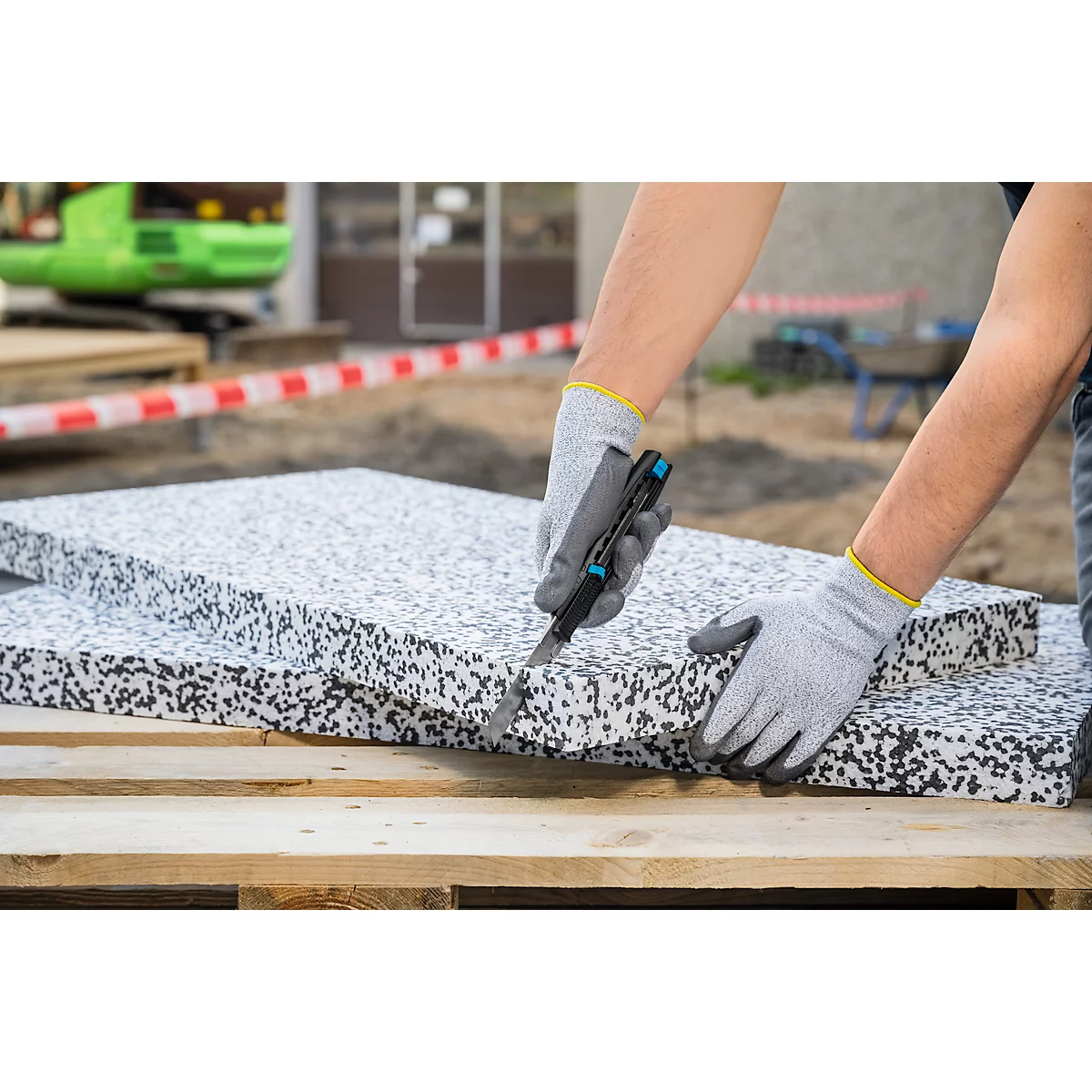 Martor Secubase 383 veiligheidsmes, ergonomisch, instelbare snijdiepte, automatisch terugtrekkend mes, L 170,5 x B 25 x H 34 mm, staal/GRP, zwart