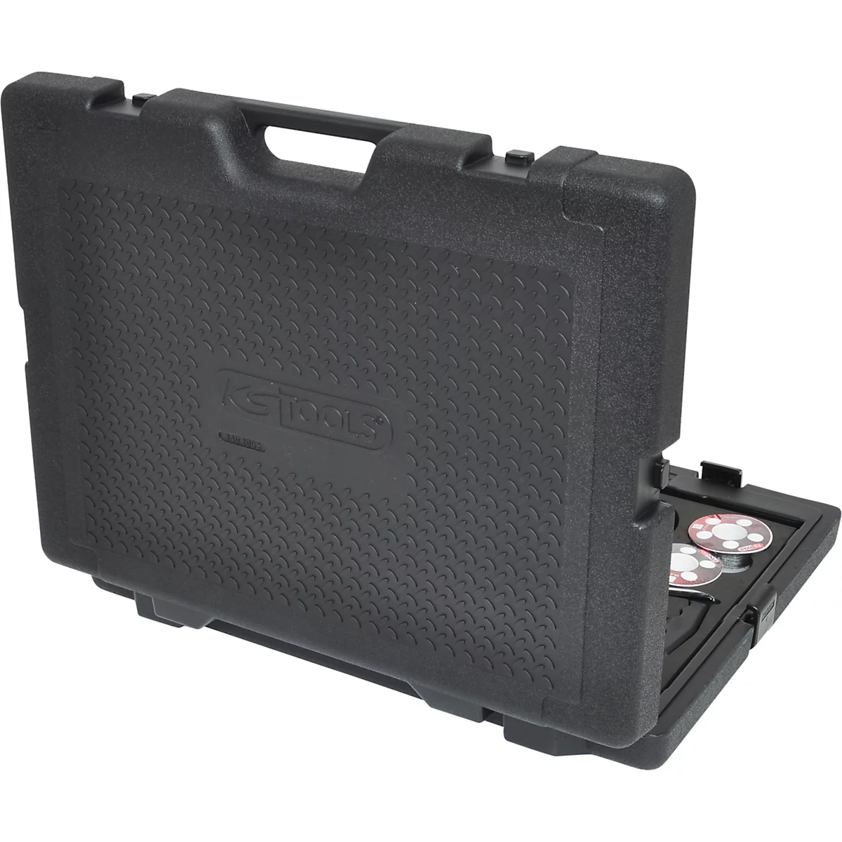 Schwarzer Werkzeugkoffer mit geöffneter Klappe, einige Werkzeuge sichtbar. Auf dem Deckel ist das Logo von KSTOOLS eingeprägt.
