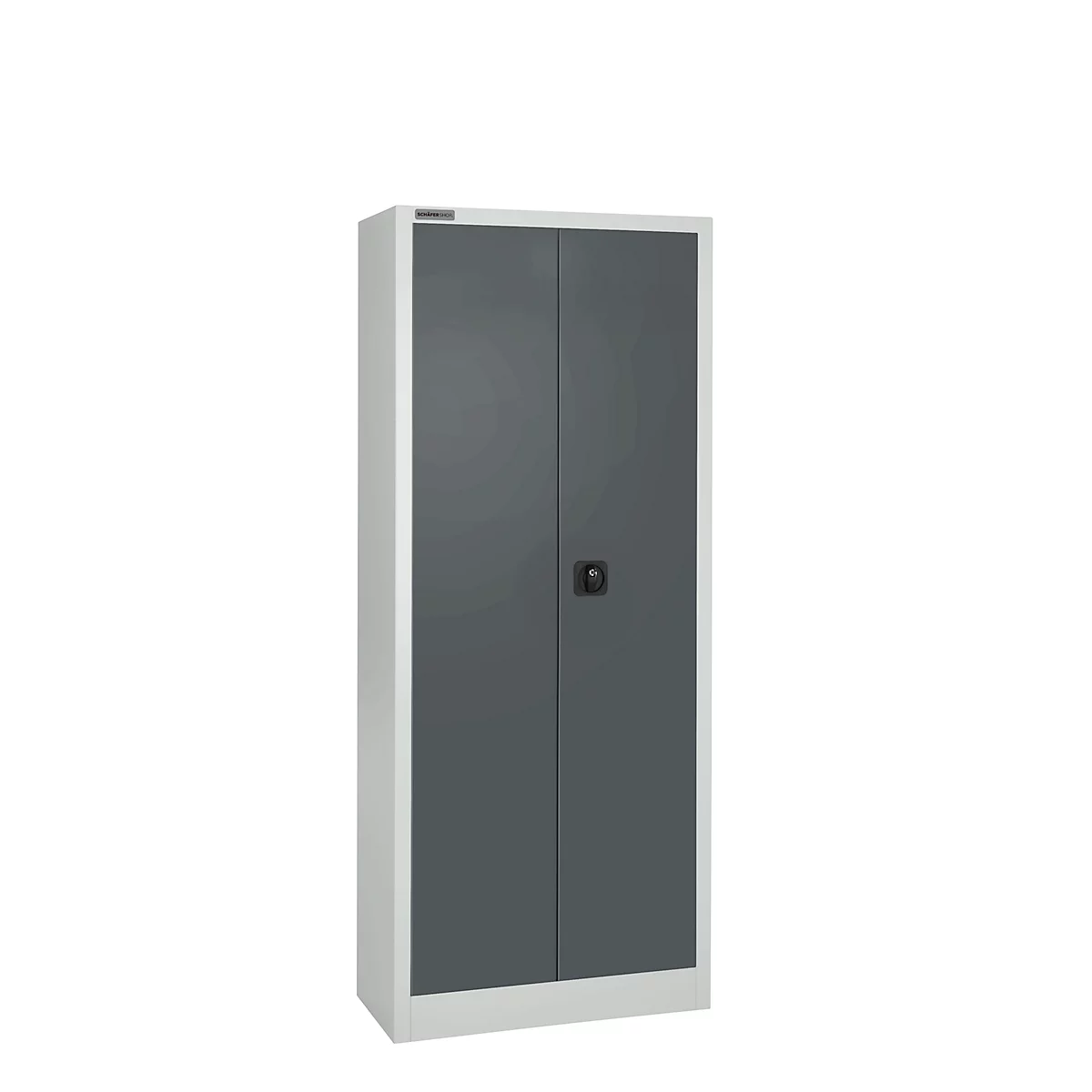 Grijze metalen kast met twee deuren en een zwarte handgreep, tegen een witte achtergrond.