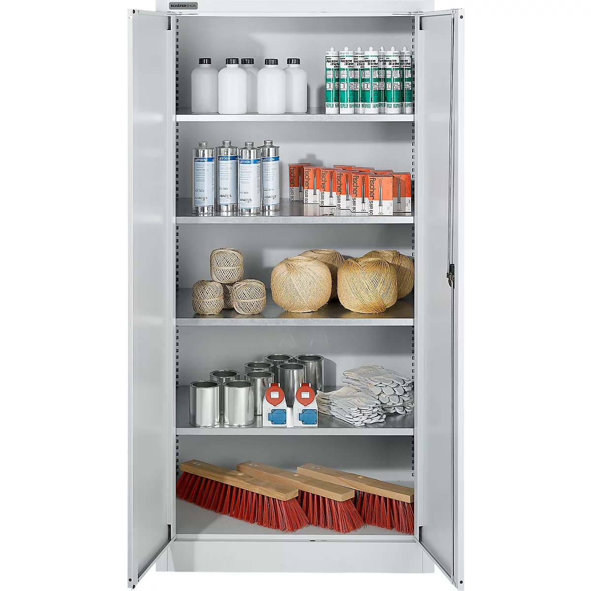 Een open witte kast met diverse items op planken: flessen, containers, rollen, borstels.