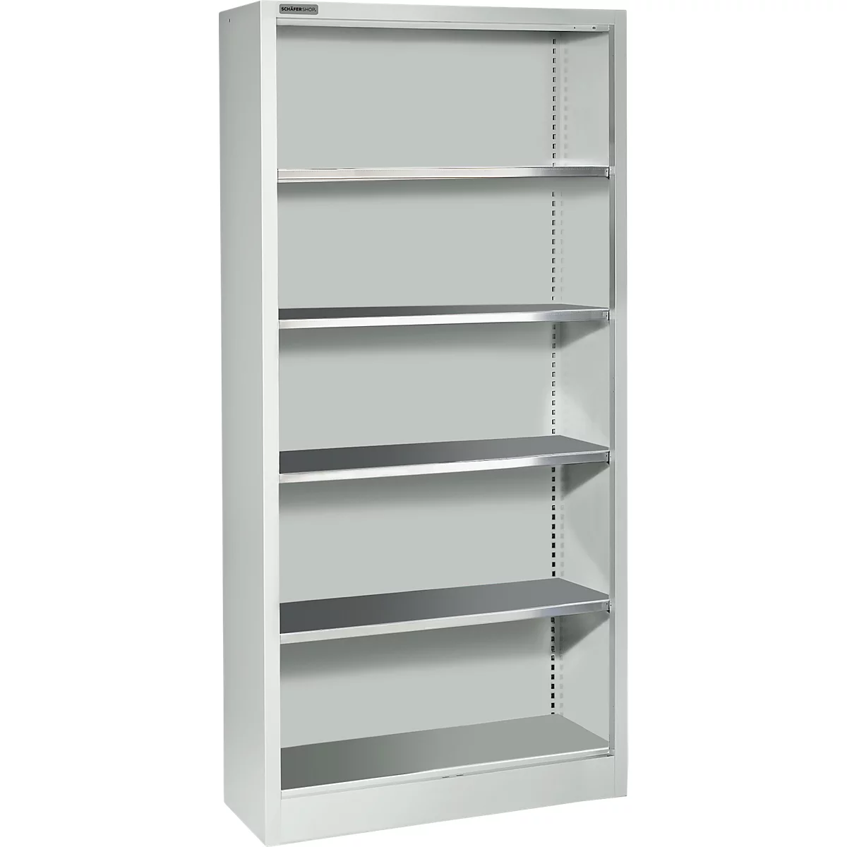Grijze vrijstaande plank met vijf vakken. Metalen plank. Grijze achtergrond.