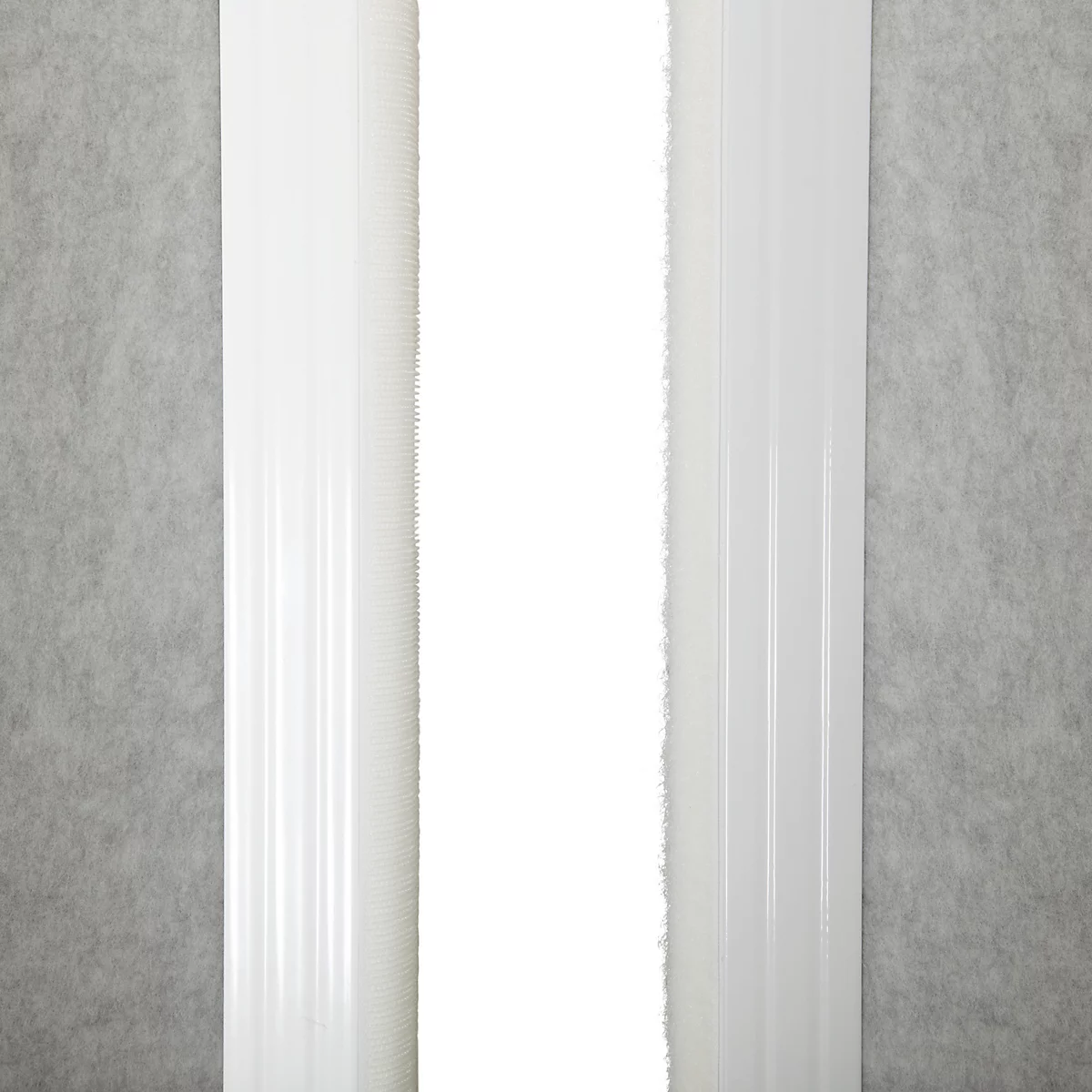 MAUL scheidingswandsysteem MAULconnecto UpLight, 3x akoestisch vlieslicht, LED-verlichting, klittenbandsluiting, op wielen, H 1800 x B 1000 mm, wit