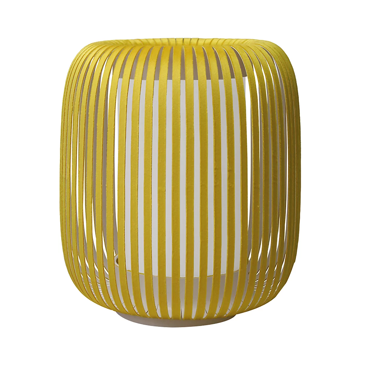 Gelbe, längliche Lampen aus Holzlatten, umgeben einen weißen Zylinder.