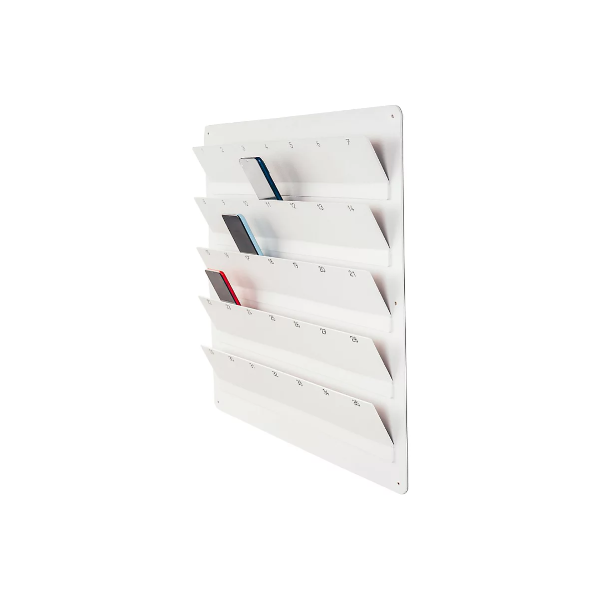 Witte wandbevestiging met scharnierende compartimenten met kaarten. Nummers zijn afgedrukt.