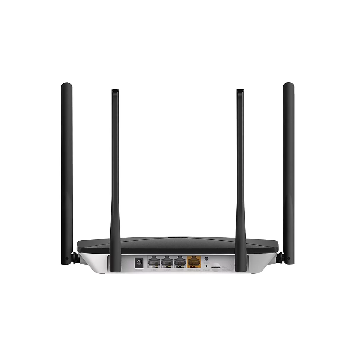 Rückseite eines schwarzen WLAN-Routers mit vier Antennen und verschiedenen Anschlüssen auf weißem Hintergrund.