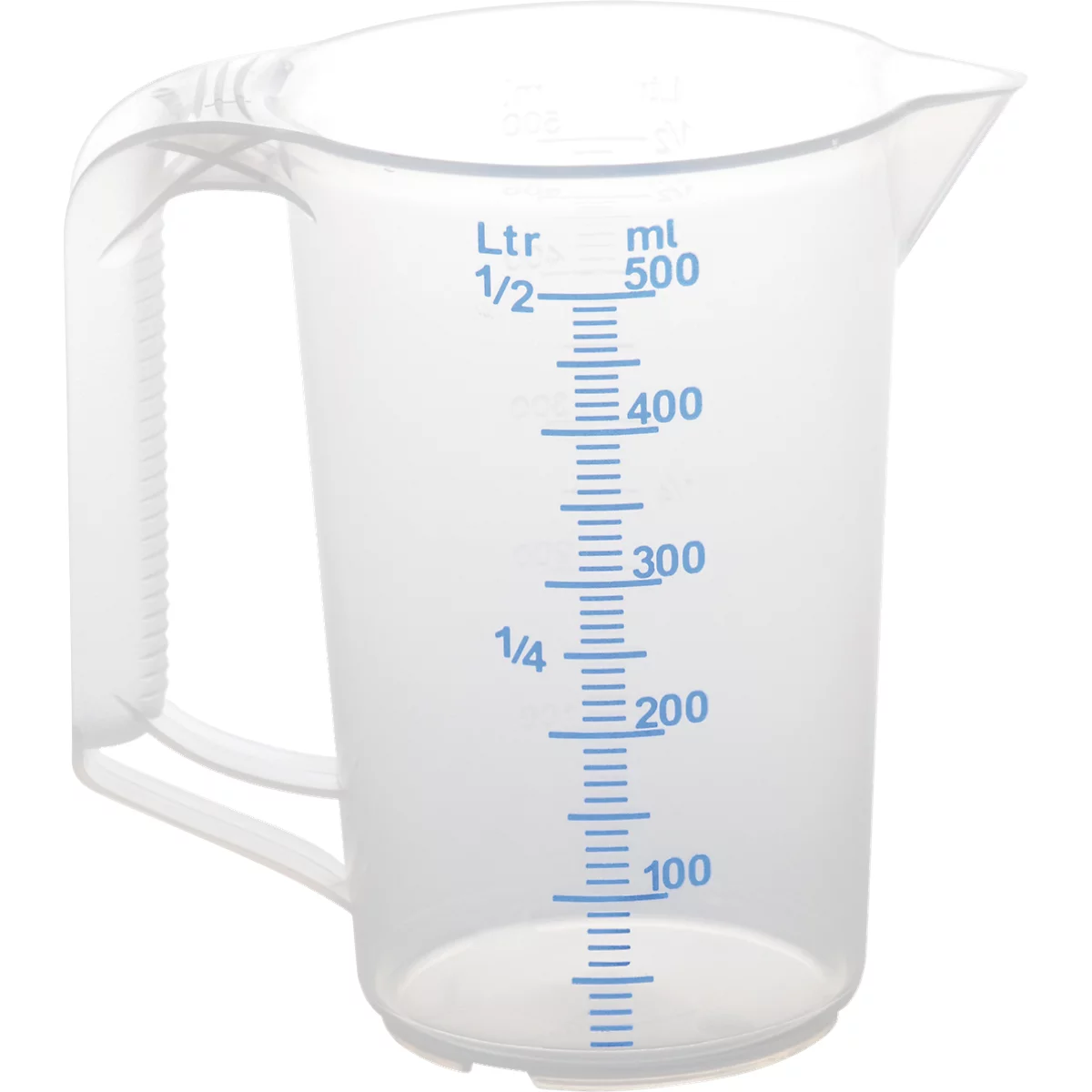Transparenter Kunststoff-Messbecher mit blauer Skalierung bis 500 ml vor weißem Hintergrund.