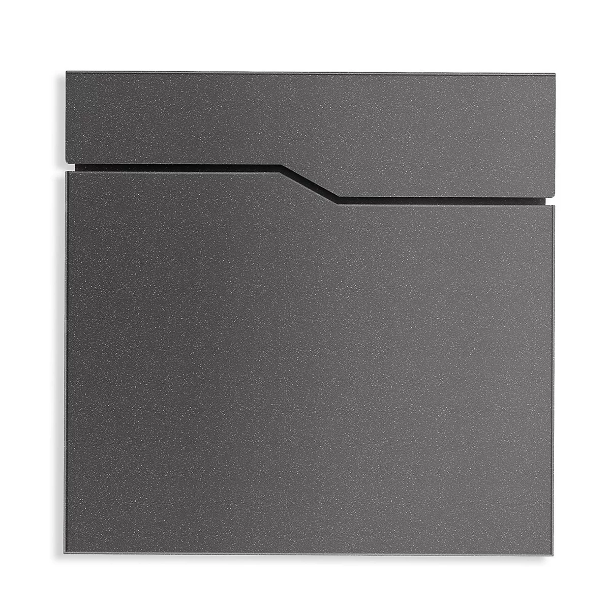 Couverture carrée grise avec un renfoncement rectangulaire dans la moitié supérieure.