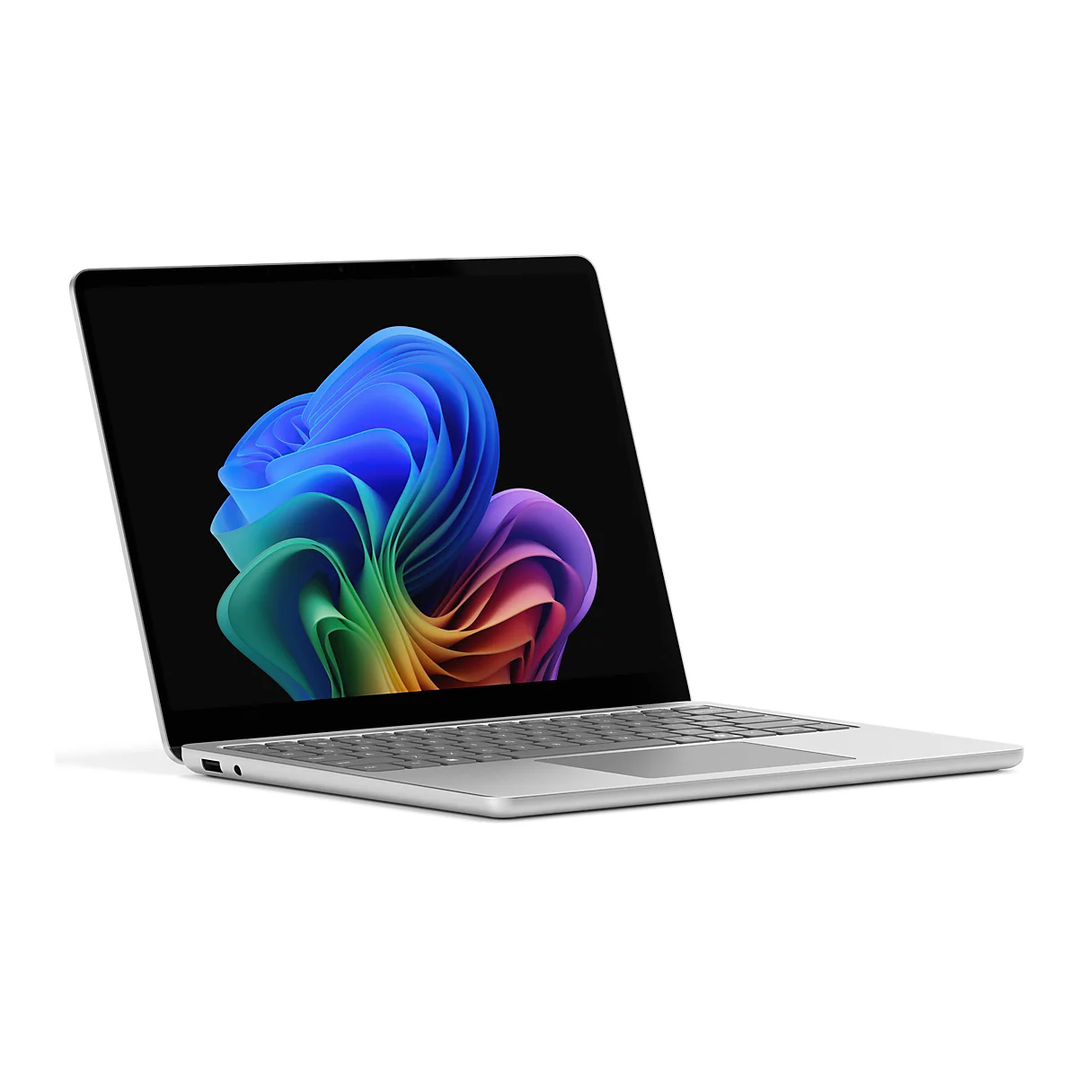 Silberner Laptop, Bildschirm zeigt farbenfrohe abstrakte Grafik, Display leicht geöffnet.