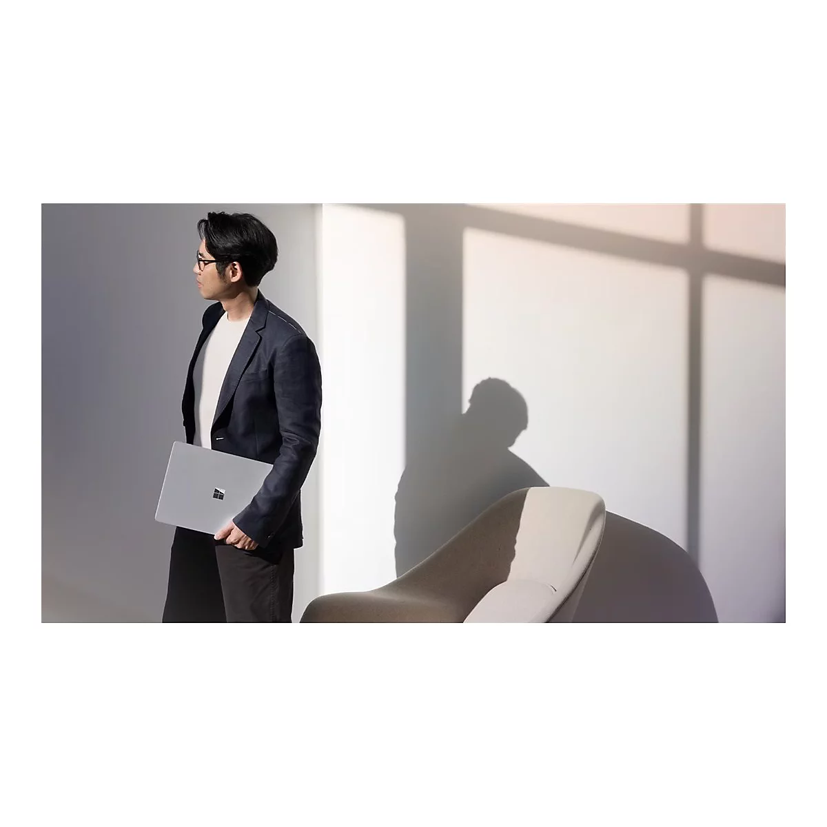 Microsoft Surface Laptop Copilot+ PC for Business - 7th Edition - Snapdragon X Elite X1E-80-100 - Win 11 Pro - Qualcomm Adreno - 16 GB RAM