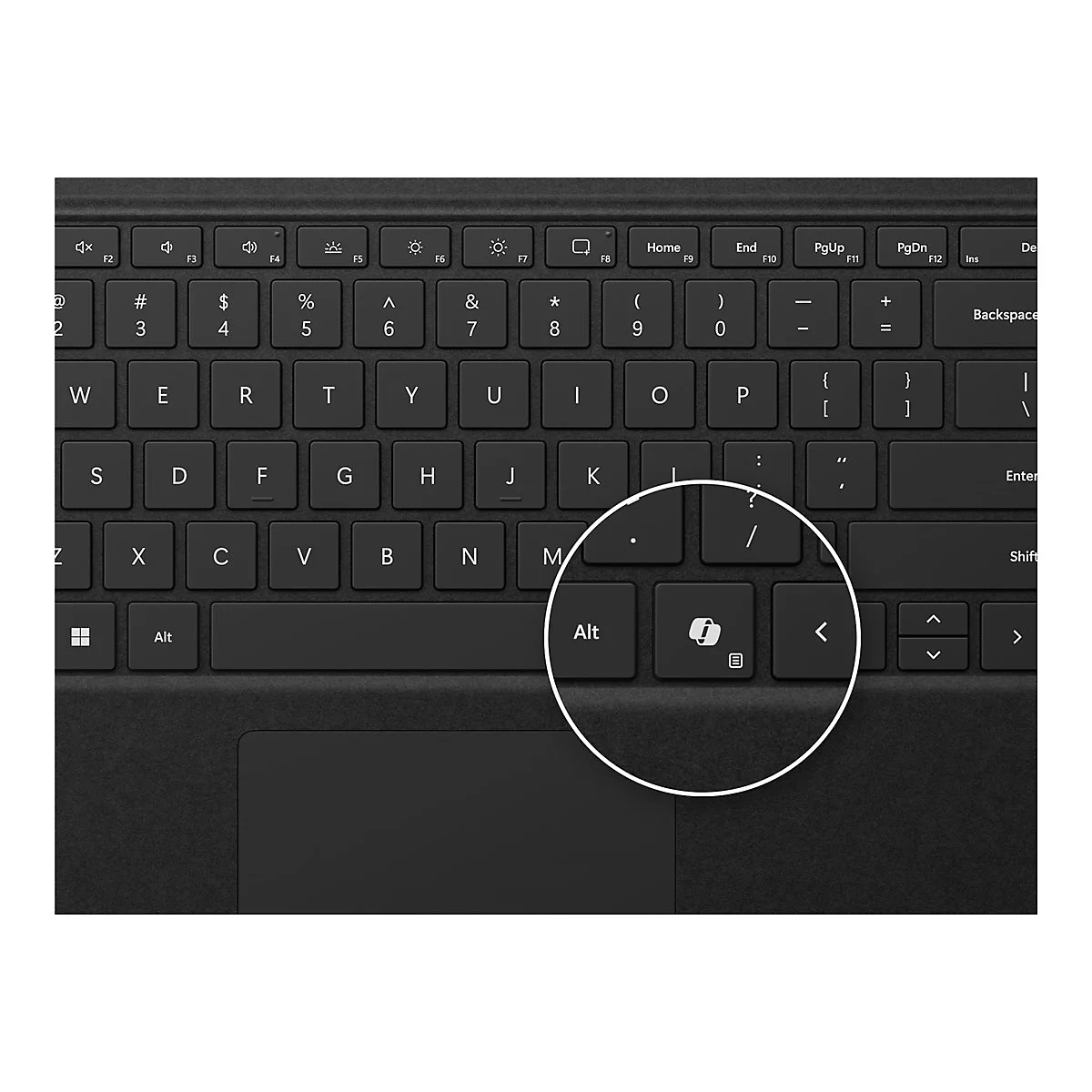 Nahaufnahme einer schwarzen Computertastatur mit Fokus auf die Copilot-Taste unten rechts.