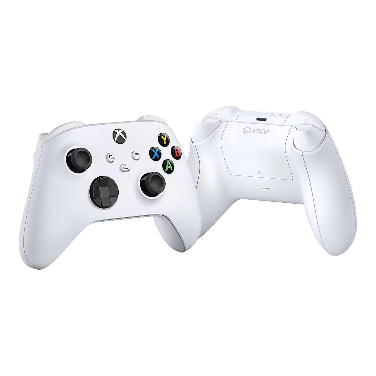 Zwei weiße Xbox Wireless Controller vor weißem Hintergrund. Einer zeigt die Vorderseite, der andere die Rückseite.