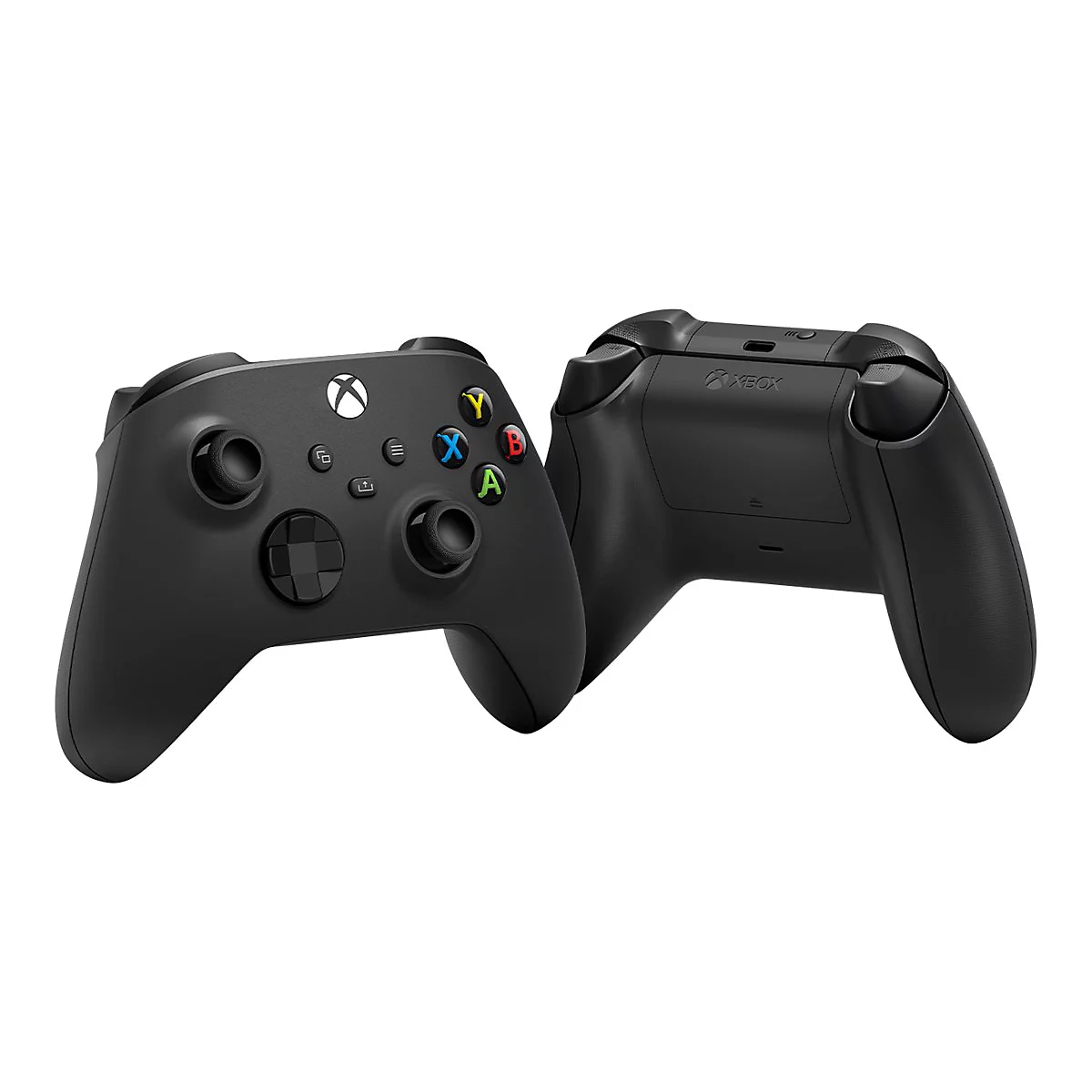 Zwei schwarze Xbox-Controller, Vorder- und Rückseite, auf weißem Hintergrund. Der eine zeigt Knöpfe und das Xbox-Logo, der andere die Batteriefachabdeckung.