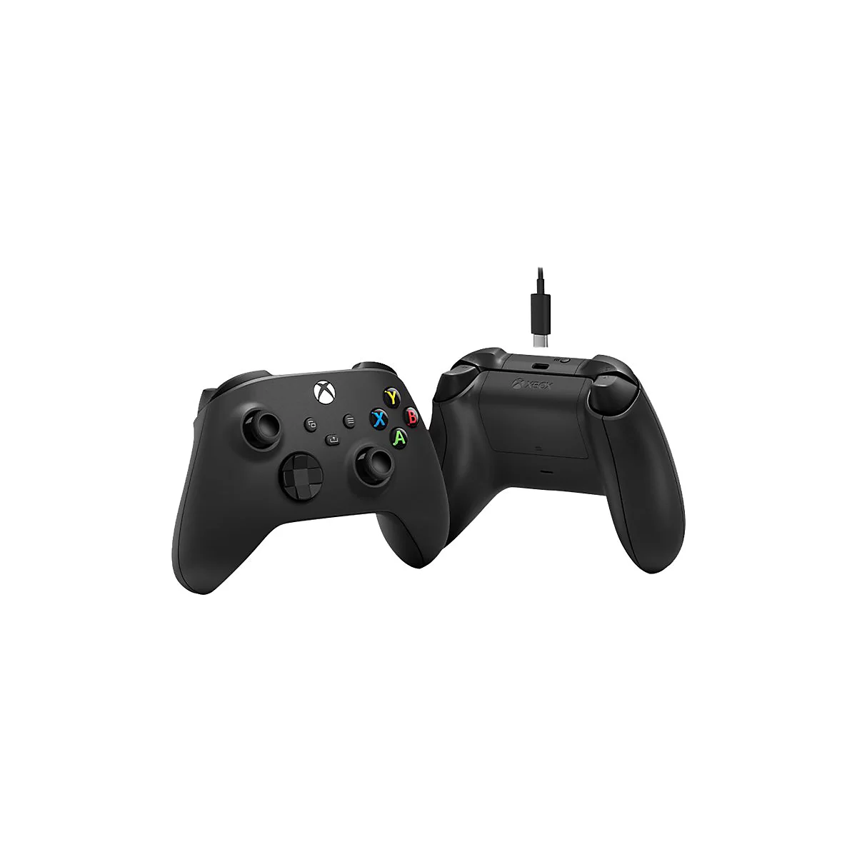 Zwei schwarze Xbox-Controller, einer mit USB-C-Kabel. Auf einem sind farbige Knöpfe und das Xbox-Logo.