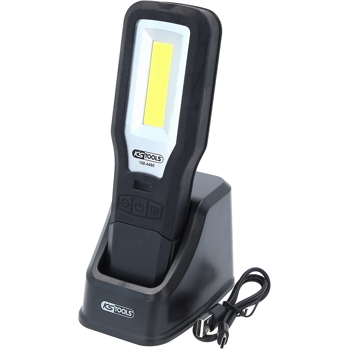 Eine schwarze LED-Arbeitsleuchte in einer Ladestation mit USB-Kabel.