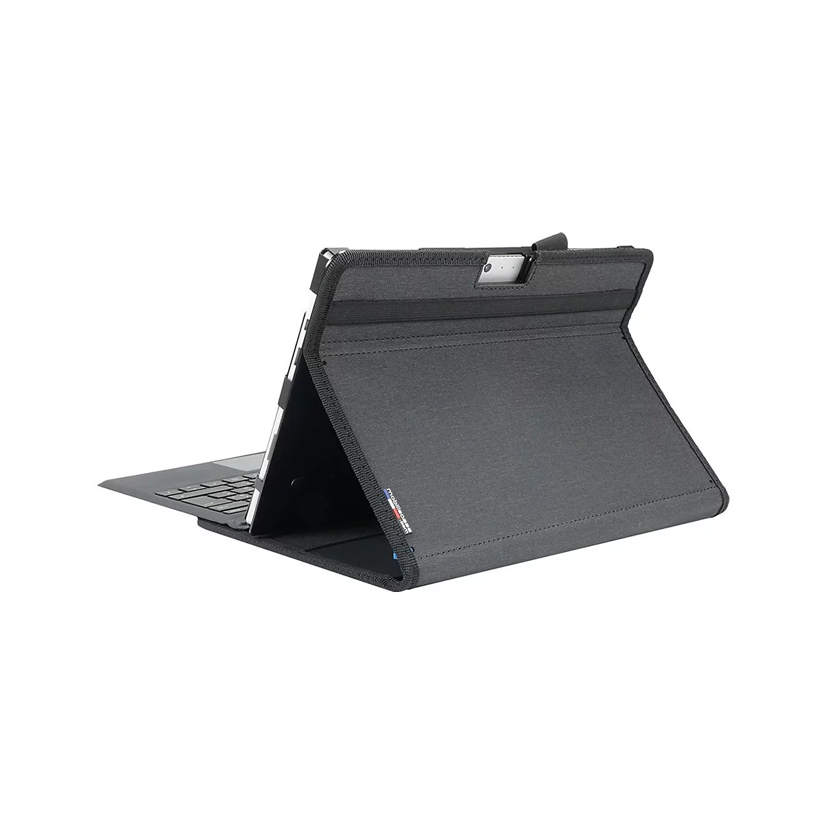 Étui pour tablette gris foncé avec tablette, ouvert. Le couvercle est relevé, la tablette est maintenue par un élastique.