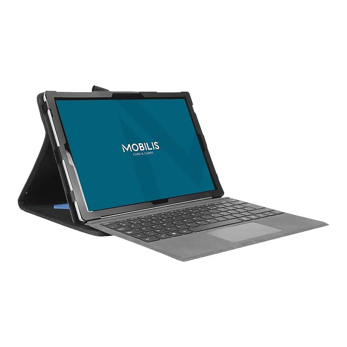 Ein Tablet mit Schutzhülle und angesteckter Tastatur vor weißem Hintergrund. Der Bildschirm zeigt das Mobilis-Logo.