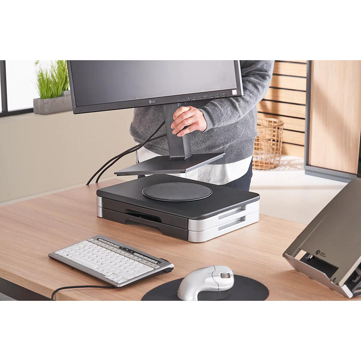 Monitor-/Printer-Stand