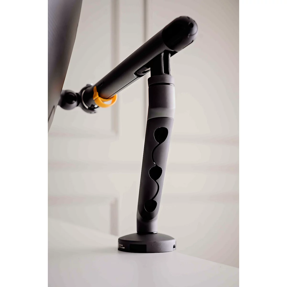 Monitorarm BakkerElkhuizen BE Flexibel, voor 1 monitor, tot 10 kg, draaibaar, kantelbaar en zwenkbaar, klembreedte 80 mm, VESA-compatibel, ergonomisch, in hoogte verstelbaar van 170 tot 582 mm, donkergrijs/zwart