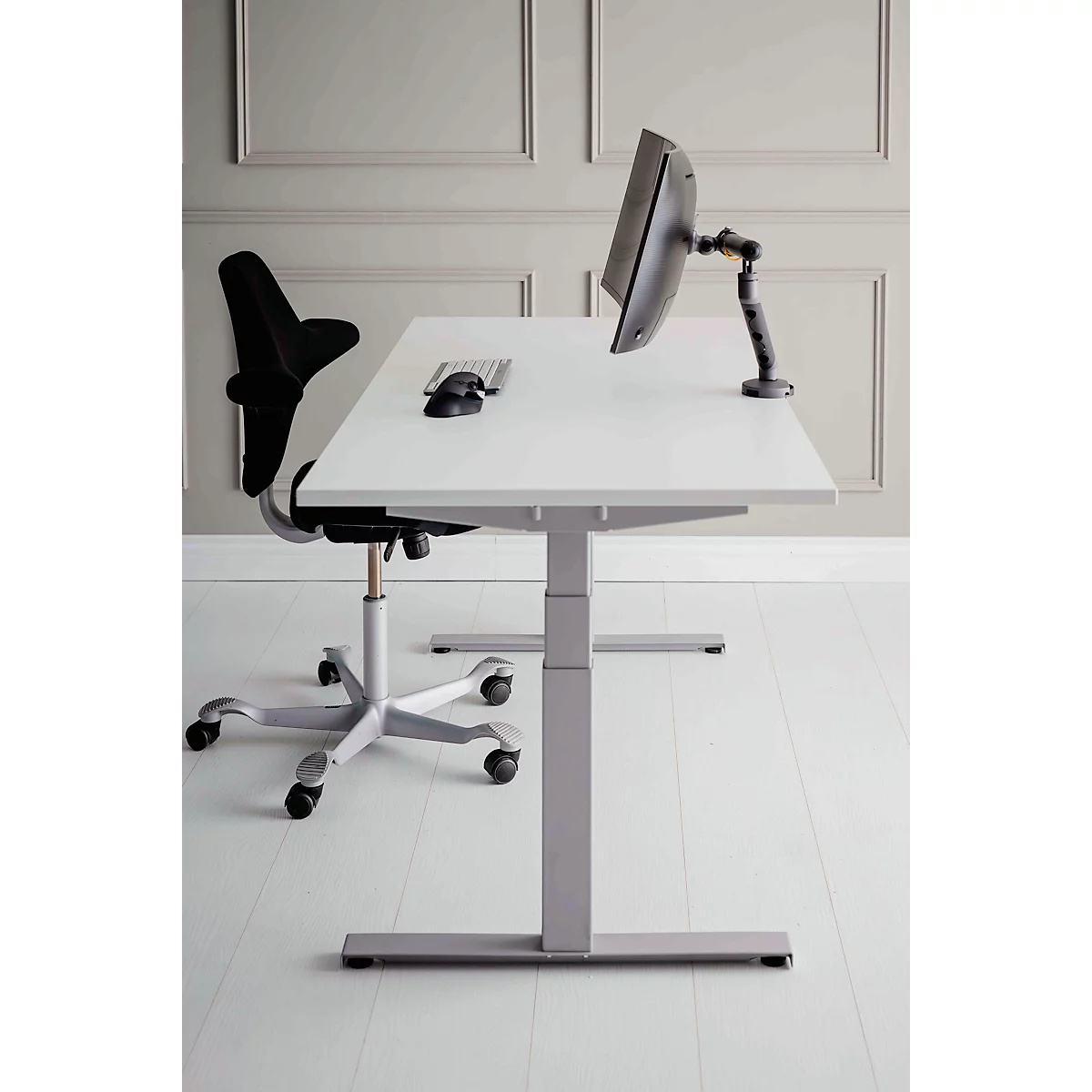 Monitorarm BakkerElkhuizen BE Flexibel, voor 1 monitor, tot 10 kg, draaibaar, kantelbaar en zwenkbaar, klembreedte 80 mm, VESA-compatibel, ergonomisch, in hoogte verstelbaar van 170 tot 582 mm, donkergrijs/zwart
