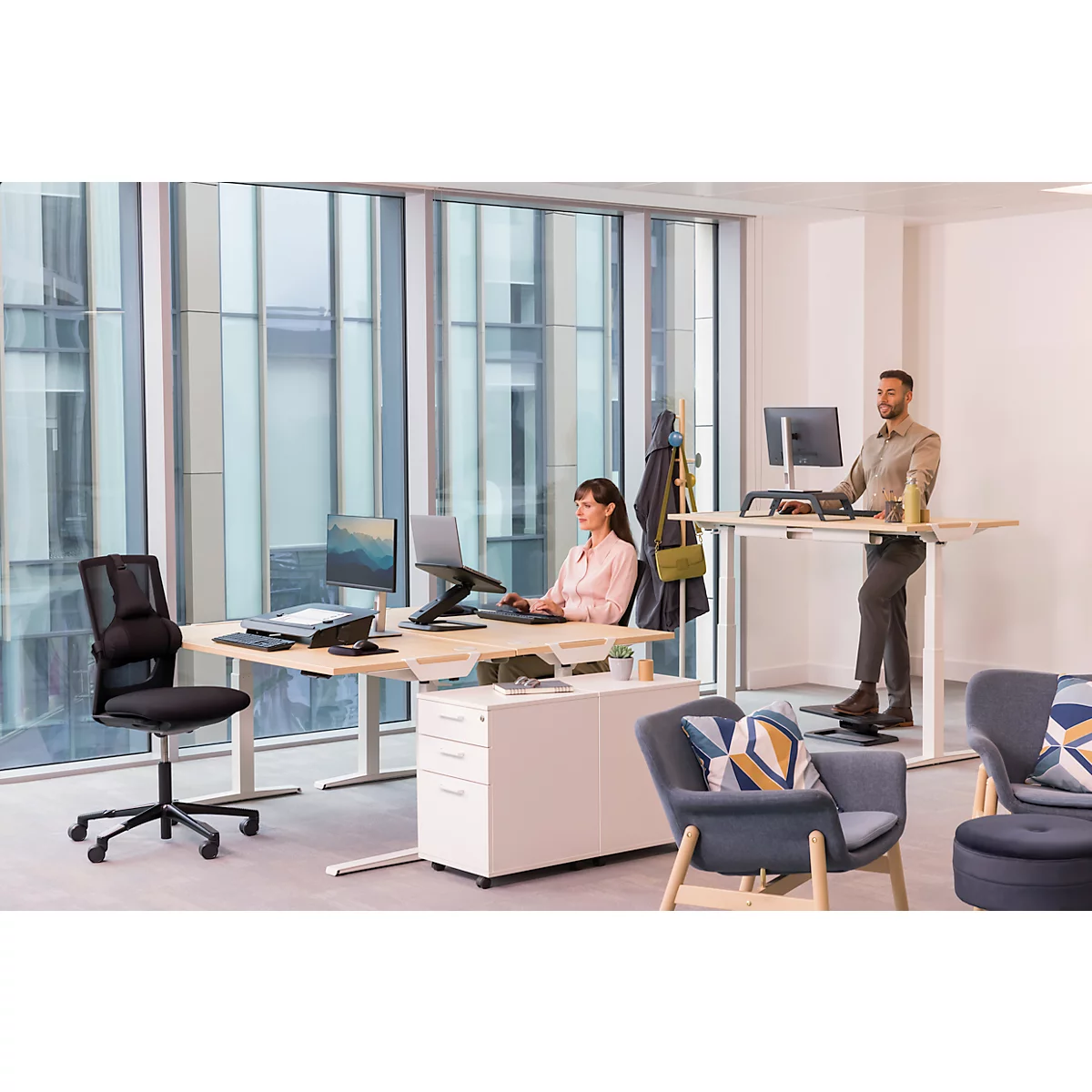Monitorständer Fellowes Hana™ LT, für 1 Monitor bis 22,6 kg, 3-fach höhenverstellbar, mit Stauraum, B 560 x T 222 x H 102 mm, weiß