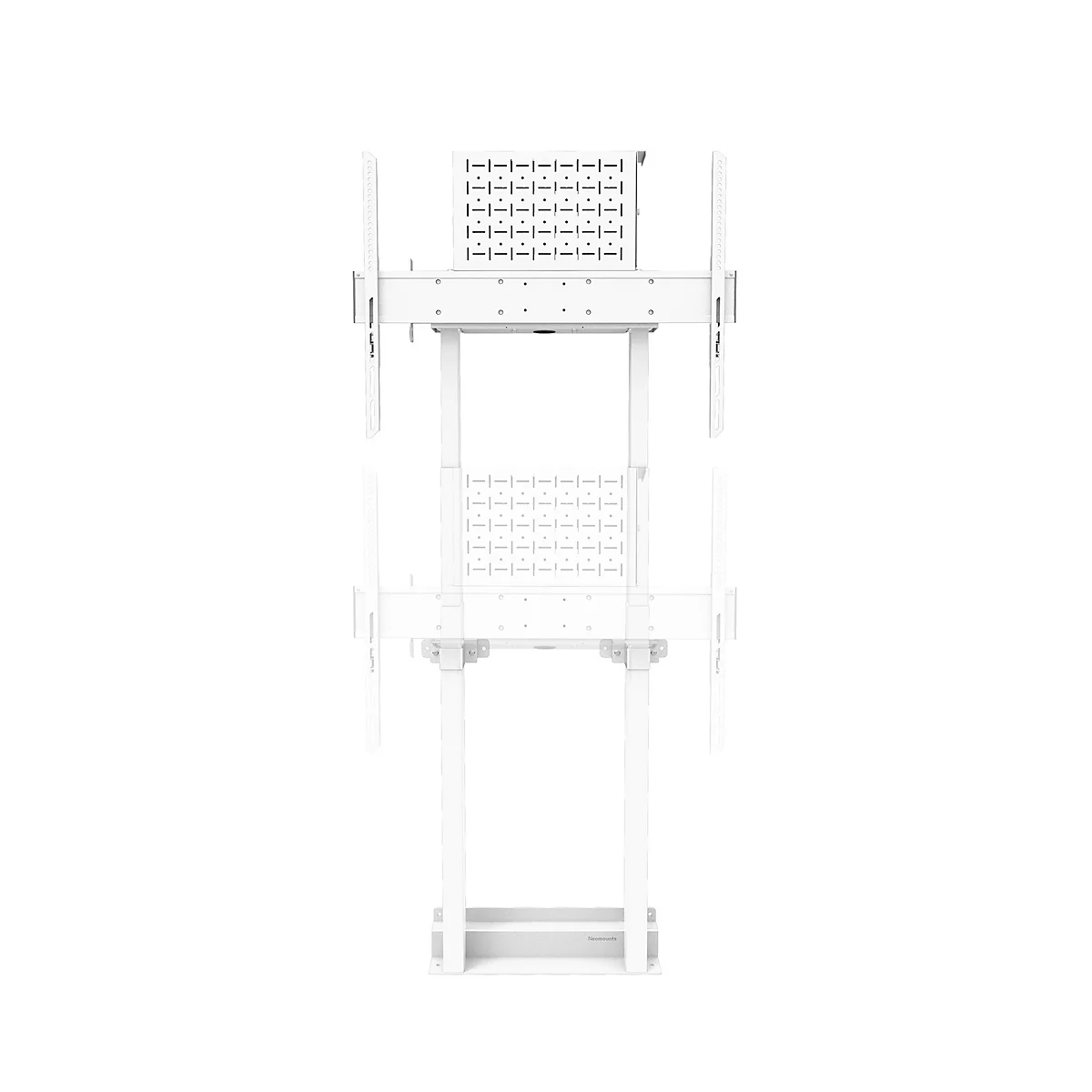 Een witte, vrijstaande presentatiestand gemaakt van metaal, met verschillende niveaus voor productpresentatie.