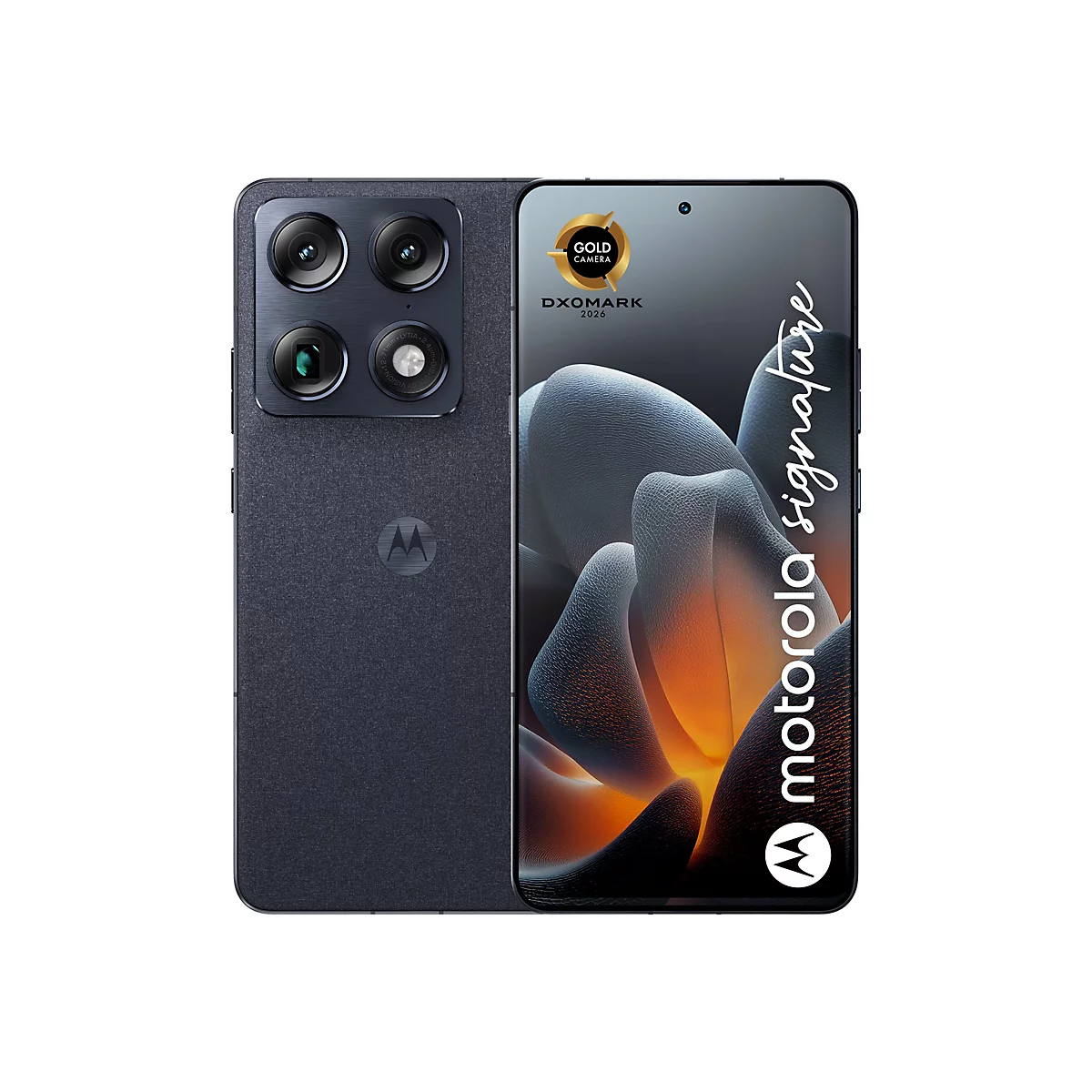 Dunkelgraues Smartphone mit vier Objektiven und „motorola signature“ Schriftzug. Auf dem Display: abstrakte Formen und das DxOMark-Logo.