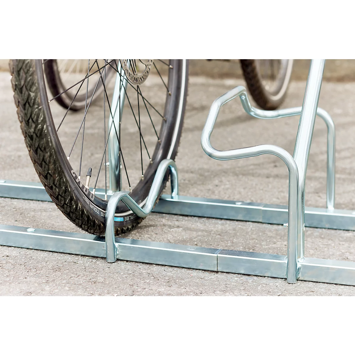 Mottez fietsenrek voor 2 fietsen, basismodule, gegalvaniseerd staal, beugel met rubber, B 670 x D 590 x H 740 mm