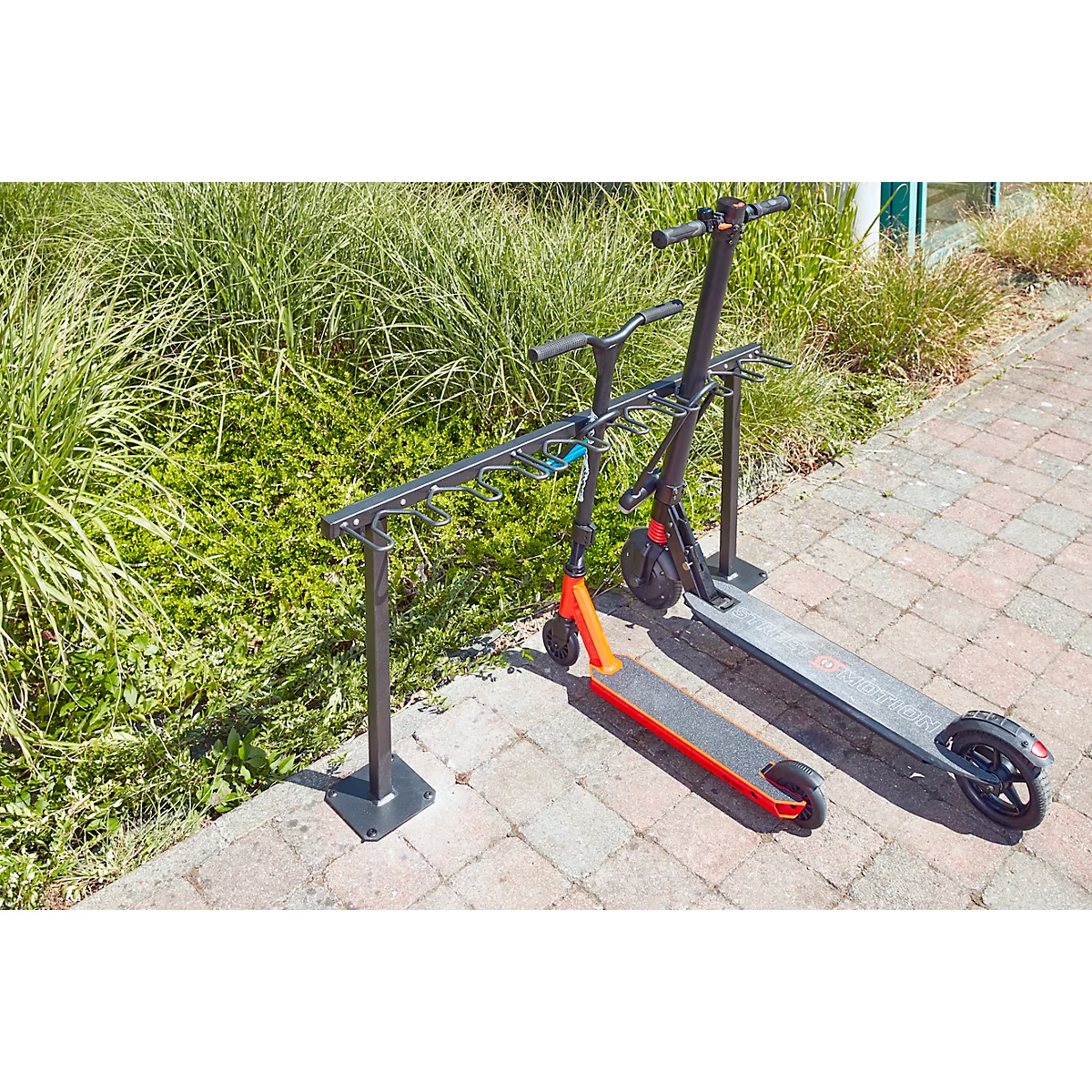 Mottez M509S, 1-zijdig, voor maximaal 9 steps, B 1190 x D 200 x H 590 mm, gepoedercoat staal, antraciet