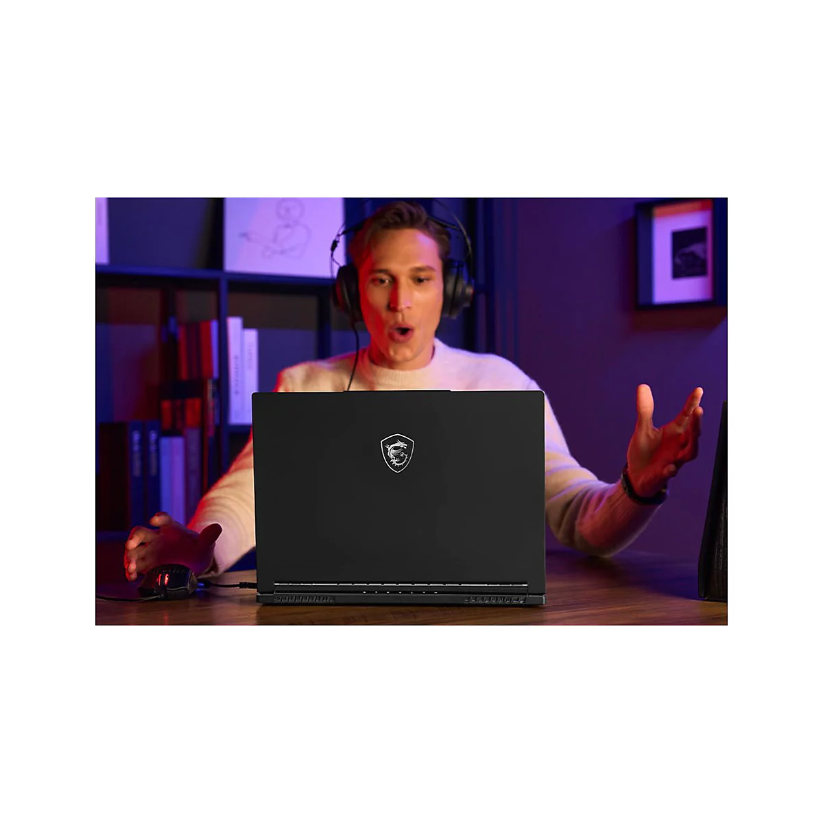 MSI Stealth A16 AI+ A3XWIG-043 - 180°-Scharnierdesign - AMD Ryzen AI 9 HX 370 - Win 11 Home - GeForce RTX 5080 - 32 GB RAM