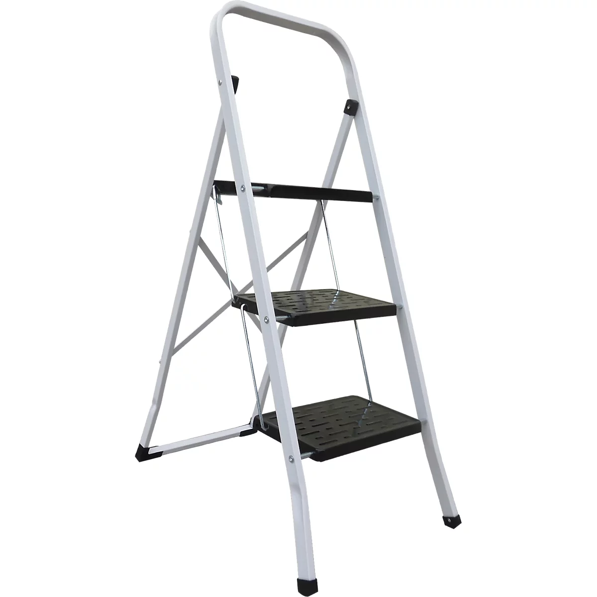 Un escabeau blanc avec trois marches et une poignée. Les marches sont noires avec un motif nervuré.