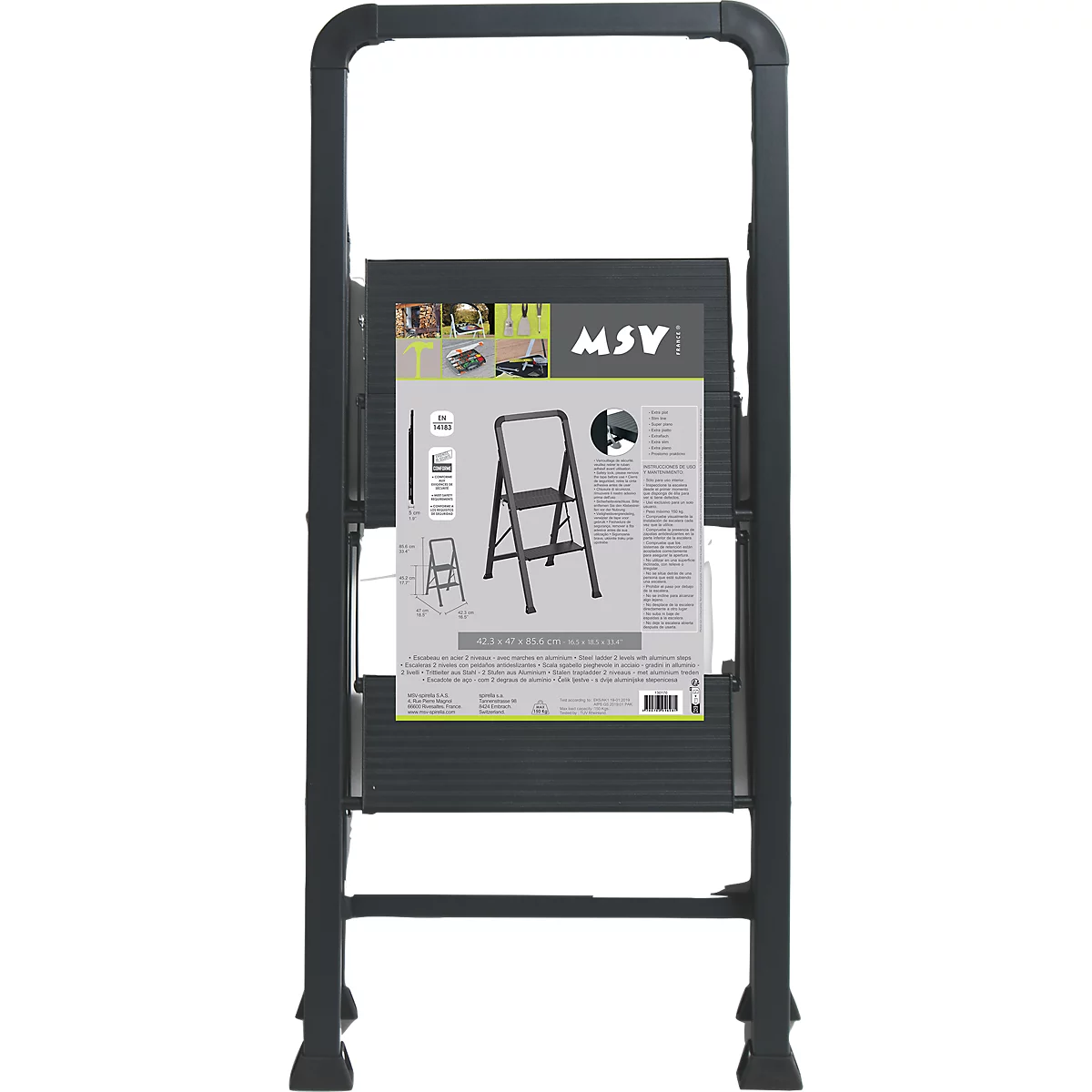 Graue Trittleiter. Aufkleber mit Produkt- und Markeninformationen. Metallrahmen und rutschfeste Trittflächen.