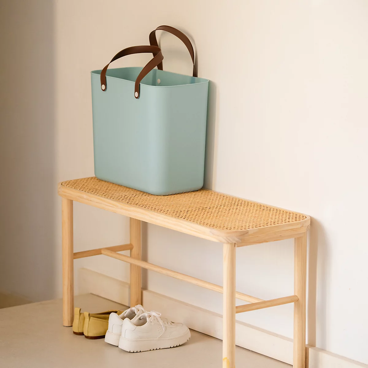 Multibag ALBULA "Style", 25 Liter, bis 40 kg, ergonomische Griffe, Recyclingkunststoff, L 400 x B 235 x H 340 mm, türkis