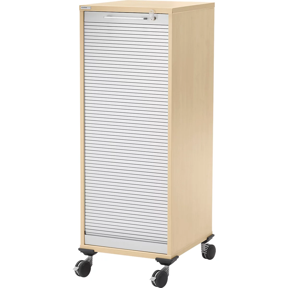 Een verrijdbare houten kast met een jaloeziedeur, op vier wielen. De deur is gesloten.