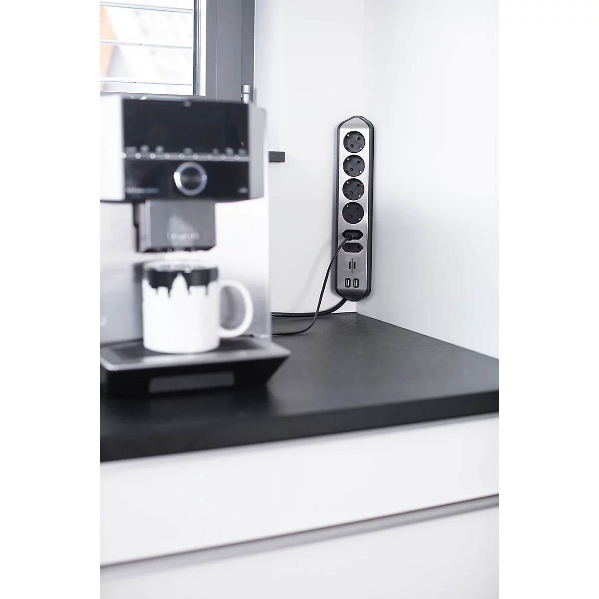 Multiprise brennenstuhl estilo, 6x, 2 prises de charge USB, IP20, longueur de câble 2 m, L 365 x l 60 x P 110 mm, acier inoxydable &amp; plastique, noir-argenté