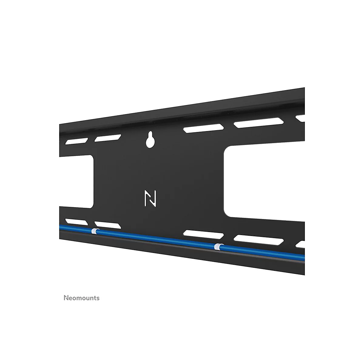 Schwarze TV-Halterung mit blauem Kabel. Das Logo von Neomounts ist unten links zu sehen.