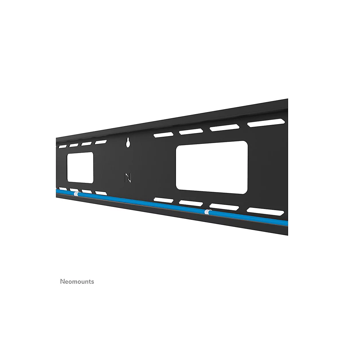 Schwarze TV-Wandhalterung, rechteckige Aussparungen, blaue Kabel, weißer Hintergrund. Aufschrift: Neomounts.