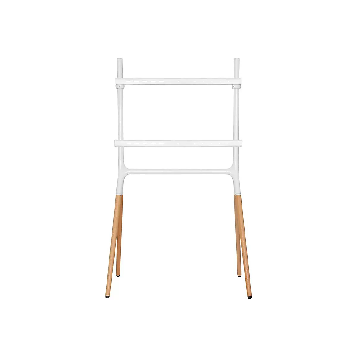 Weißer TV-Ständer mit Holzbeinen vor weißem Hintergrund.