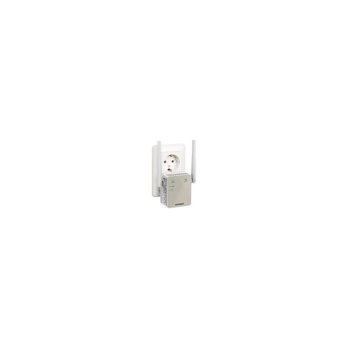 Ein weiÃŸer WLAN-Repeater von Netgear wird in eine Steckdose gesteckt, mit zwei Antennen.