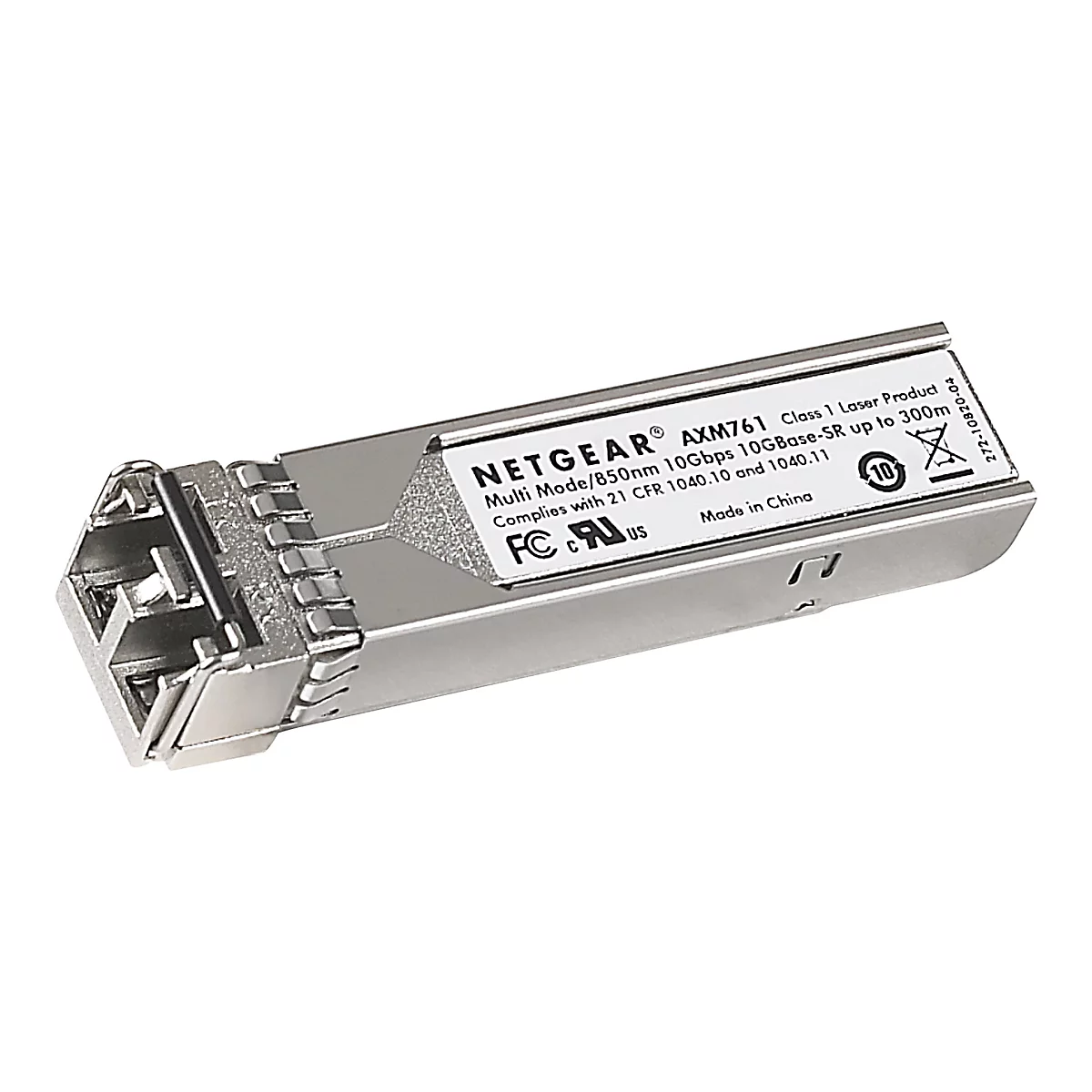Ein silberfarbener Netgear AXM761 Transceiver, auf weißem Hintergrund. Auf der Oberseite befindet sich ein weißes Etikett mit schwarzen Aufdrucken, das Informationen über das Produkt enthält.