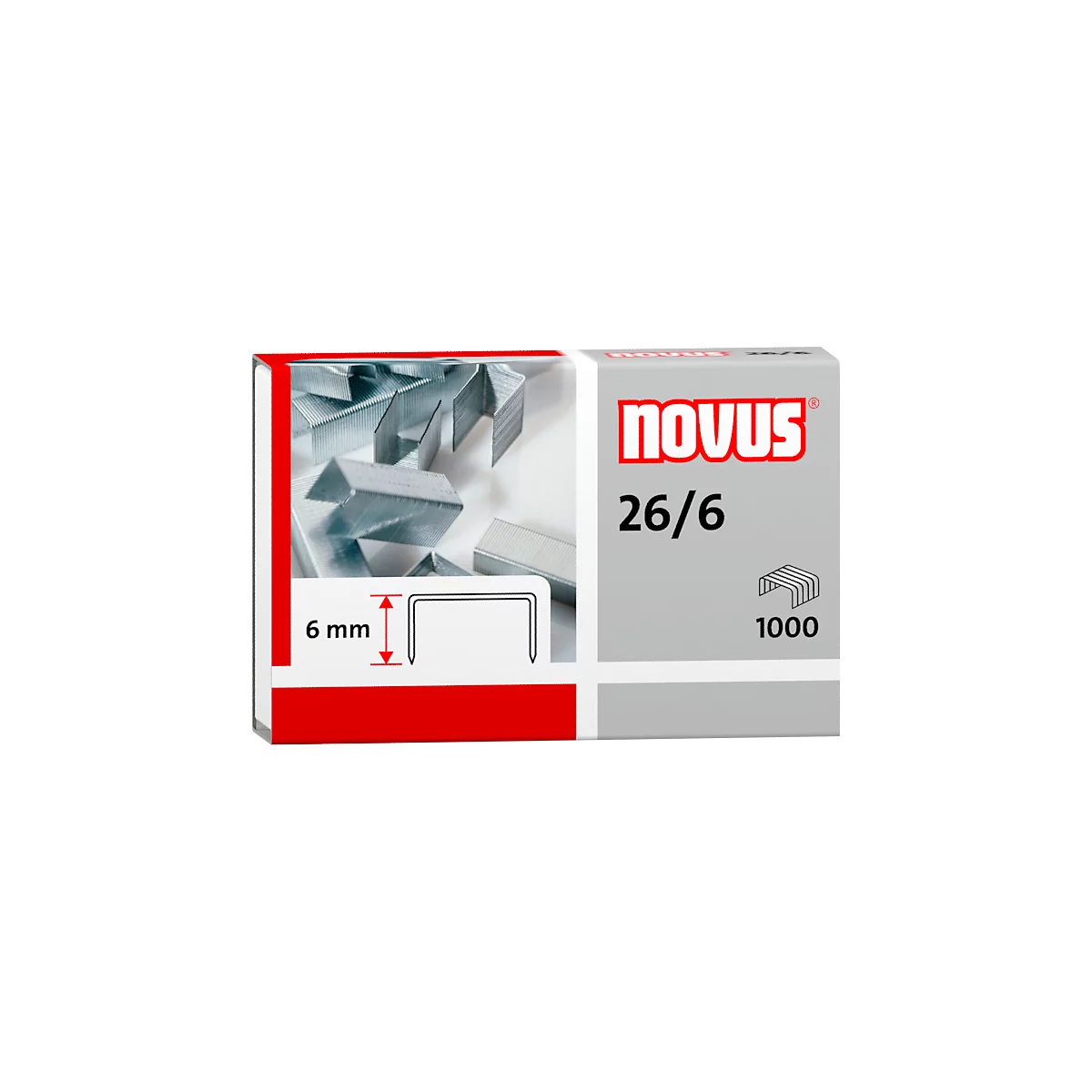 Grijze nietjes in een doos met rode accenten. Opschrift: 26/6, 6 mm, 1000 stuks, merk Novus.