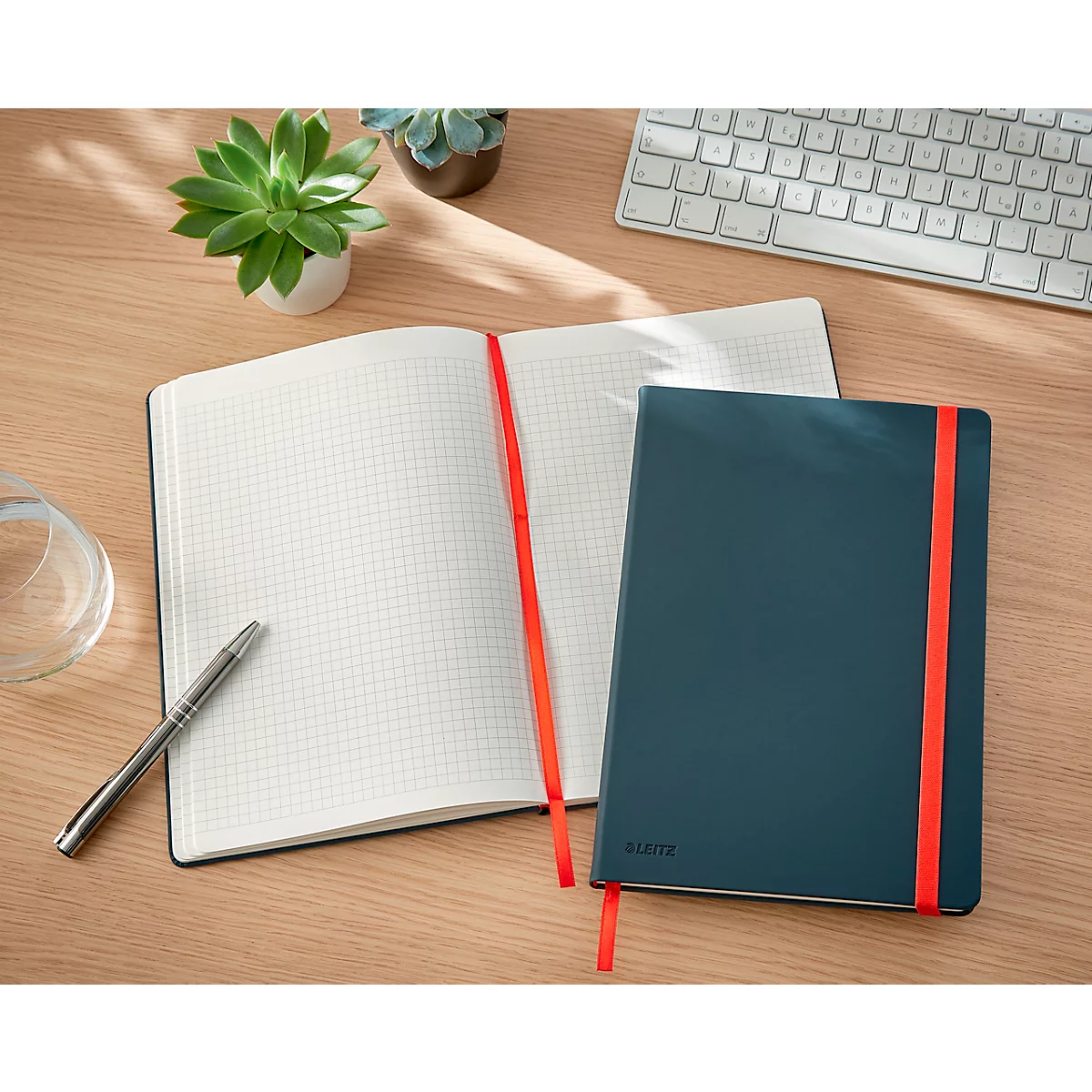 Notitieboek Leitz Cosy, DIN B5, ruitvormig, 100 g/m² papier, 80 vel, harde kaft, grijs