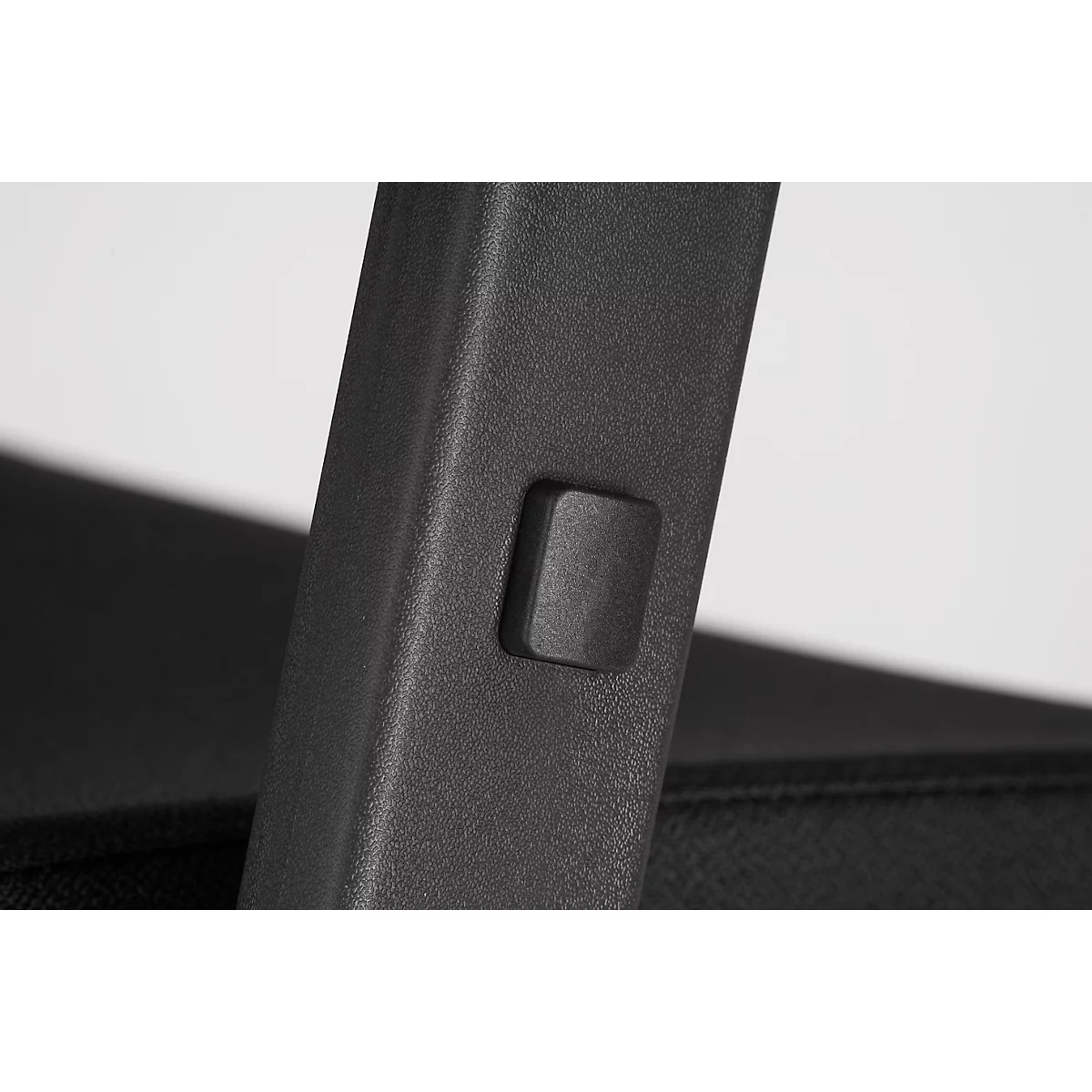 NowyStyl chaise de bureau Navigo, avec accoudoirs, mécanisme synchrone, siège multicouche, noir/argenté